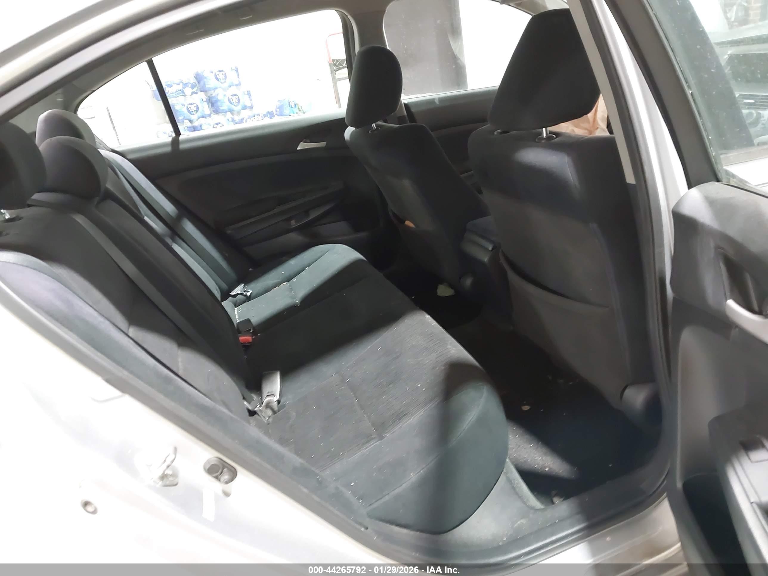 HONDA ACCORD image 8