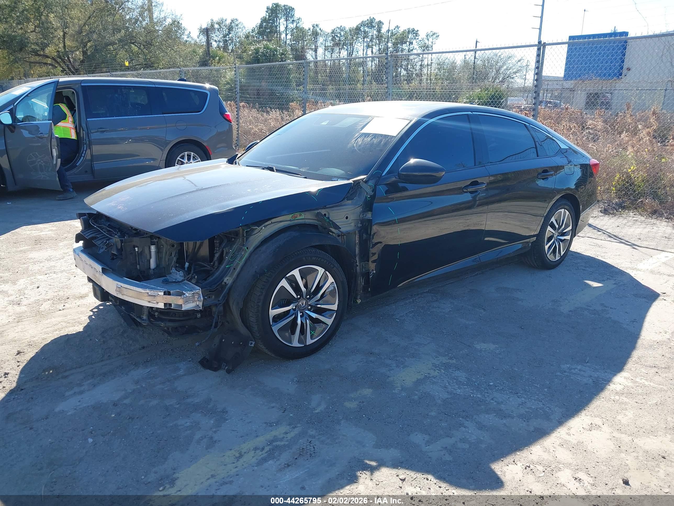 HONDA ACCORD image 2