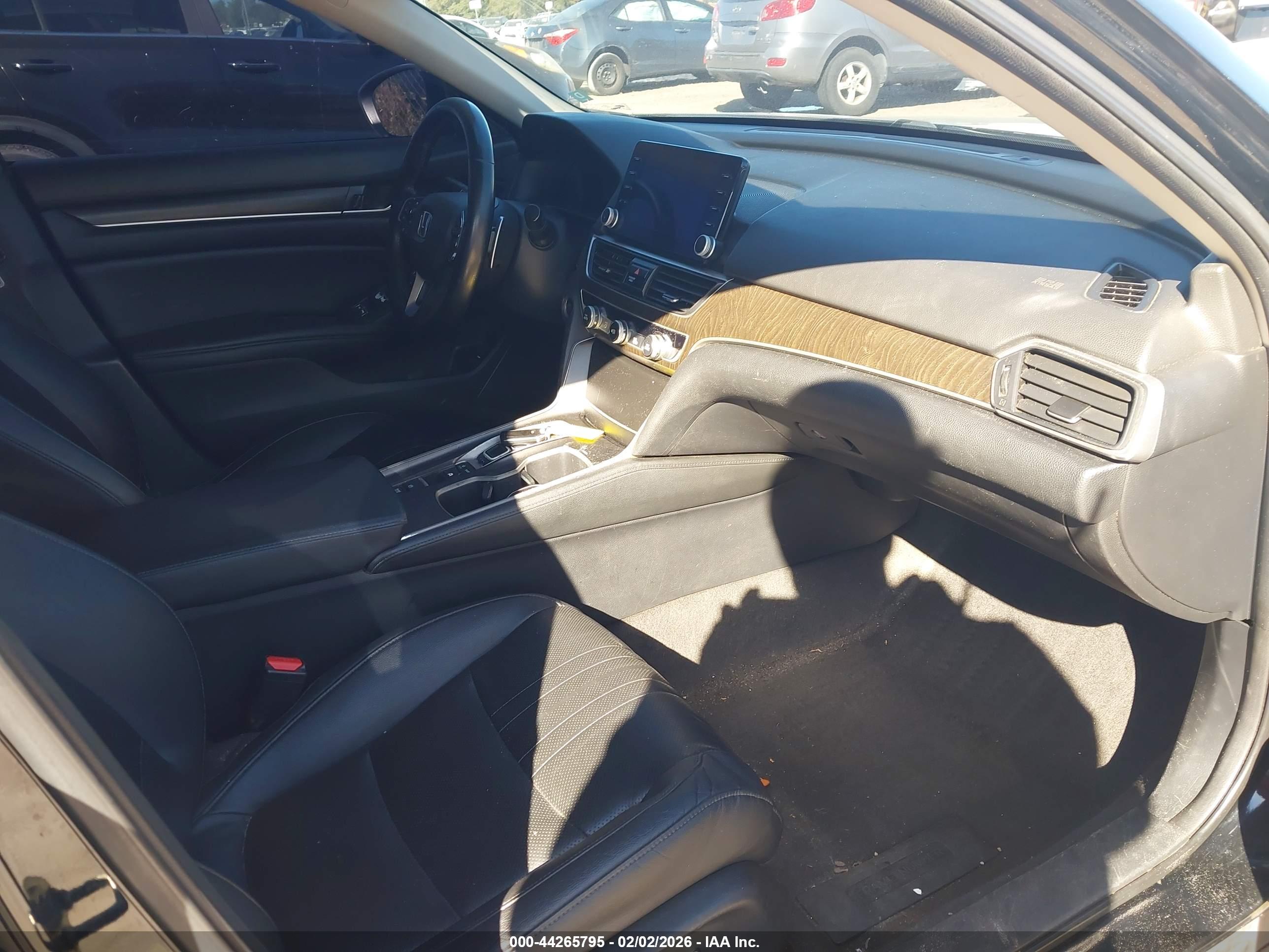 HONDA ACCORD image 5
