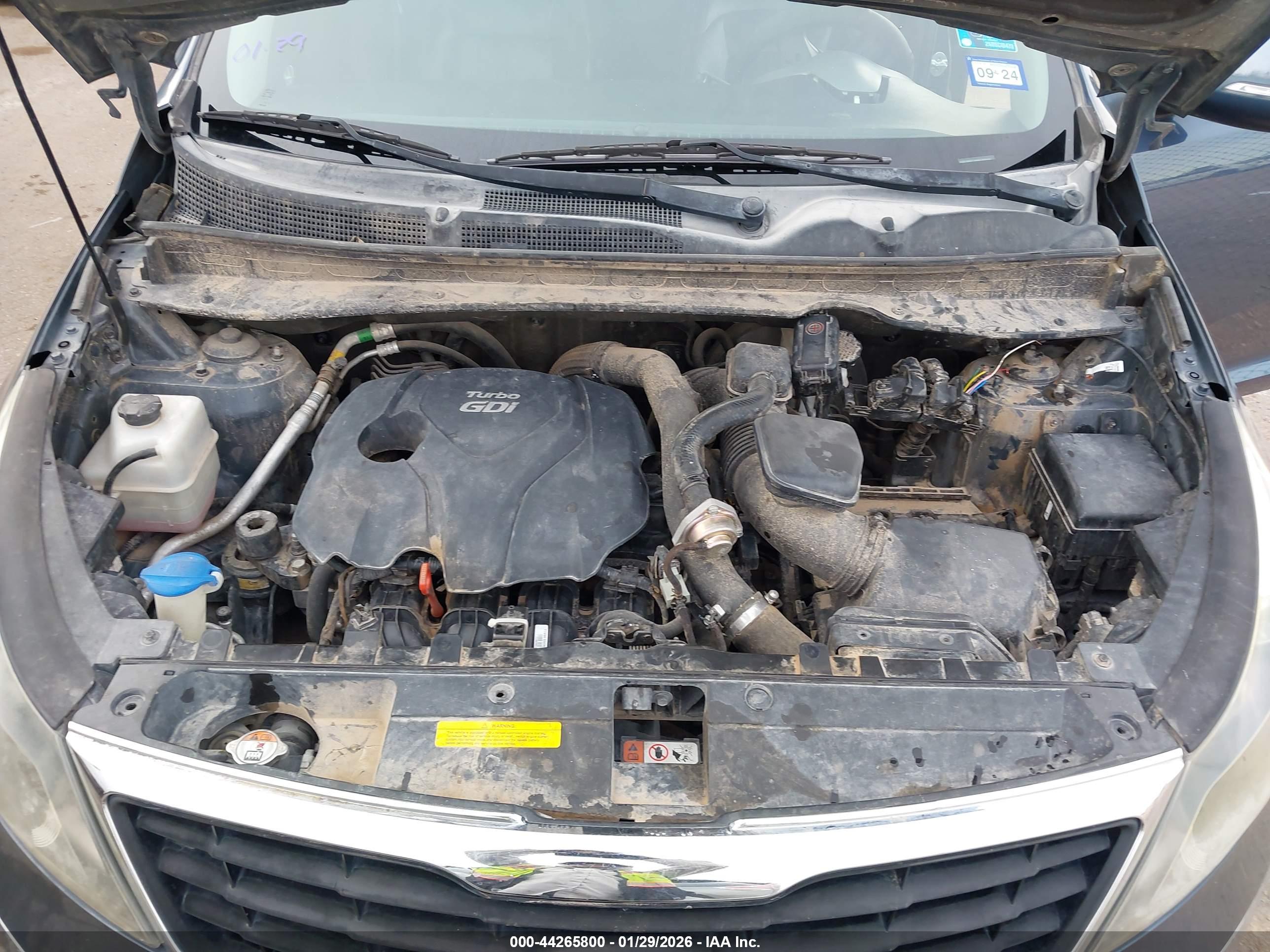 KIA SPORTAGE image 10