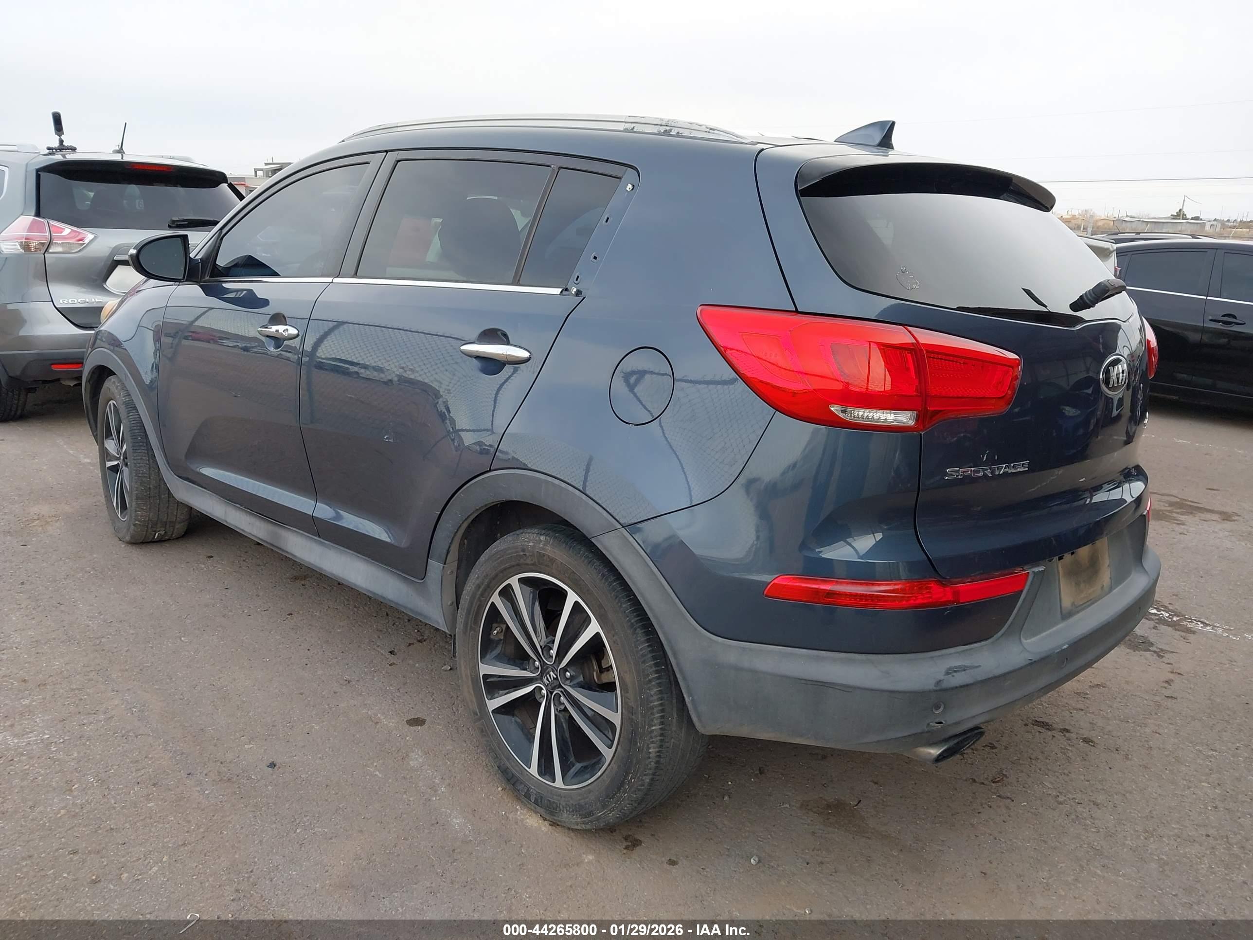 KIA SPORTAGE image 3