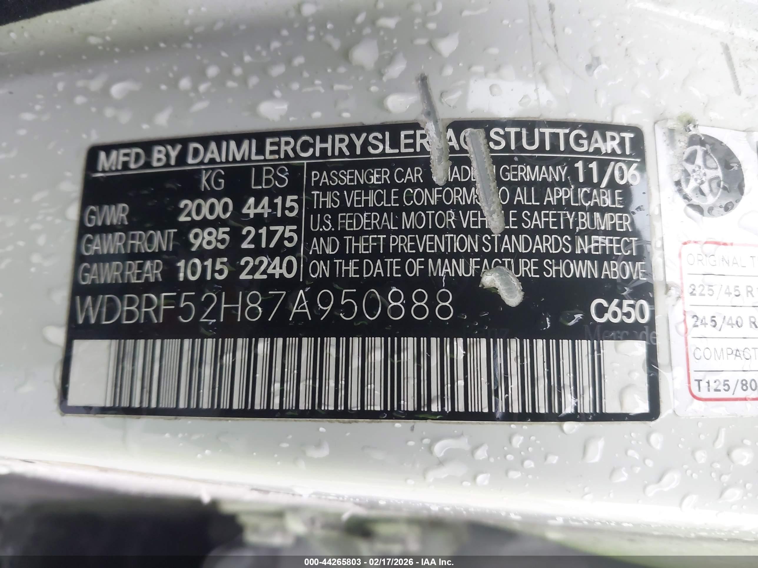 MERCEDES-BENZ C image 9