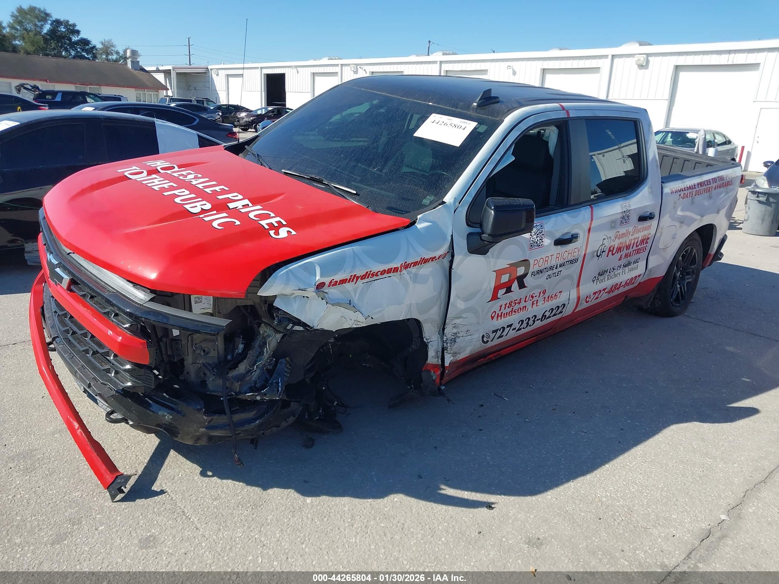 CHEVROLET SILVERADO image 2