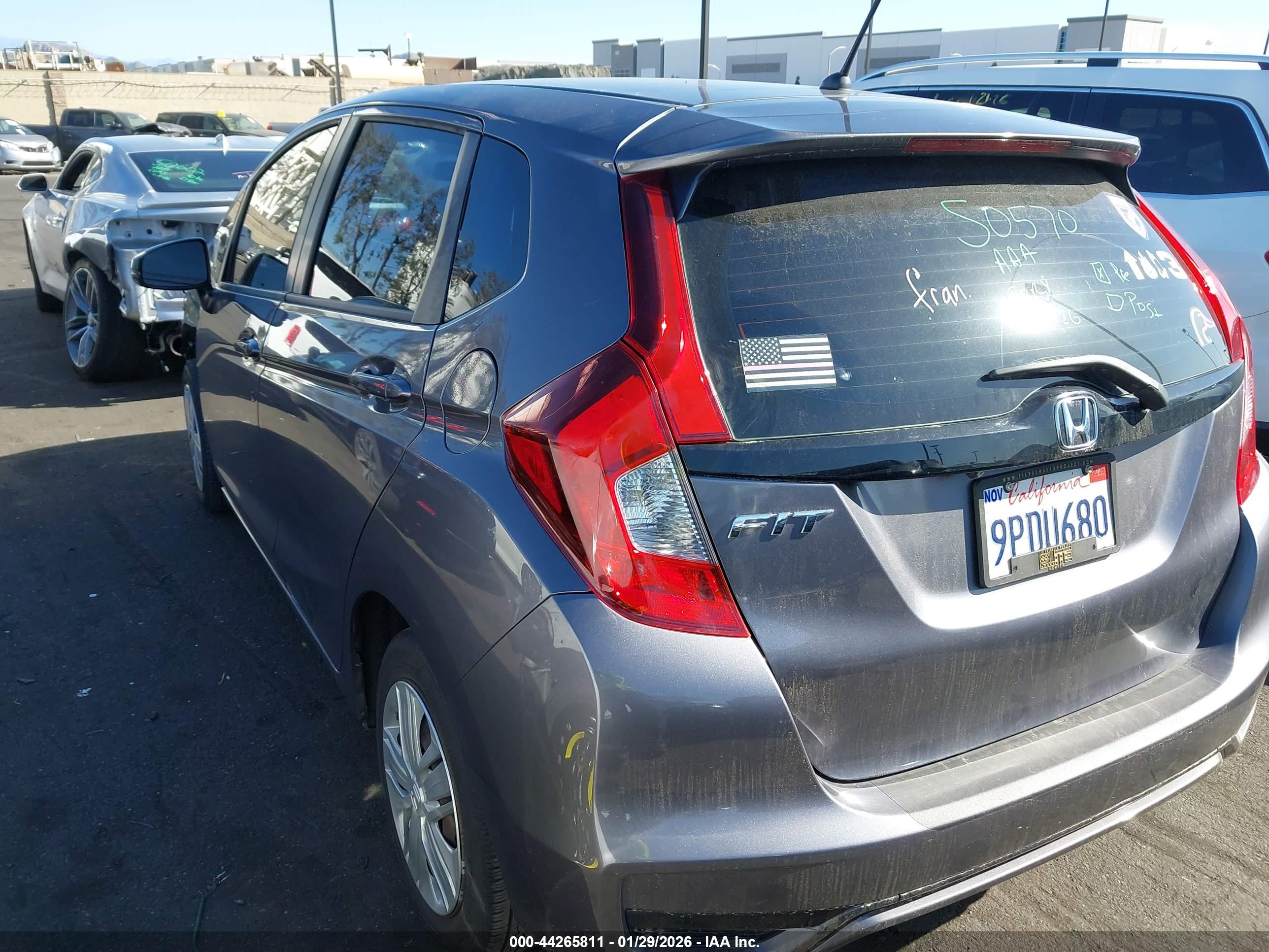 HONDA FIT image 3