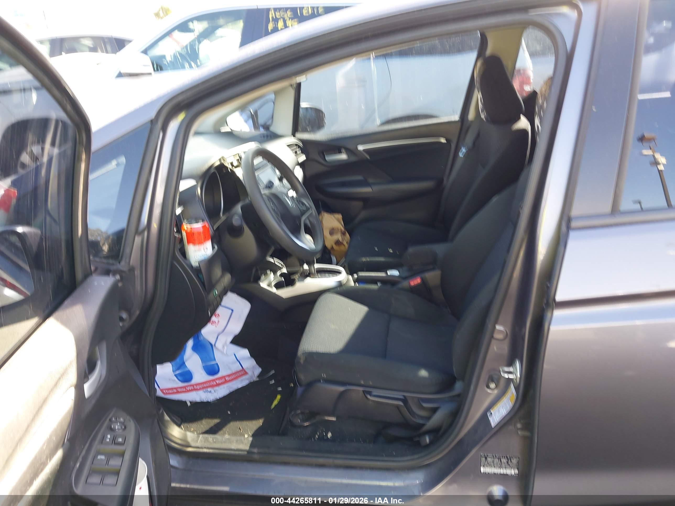 HONDA FIT image 5