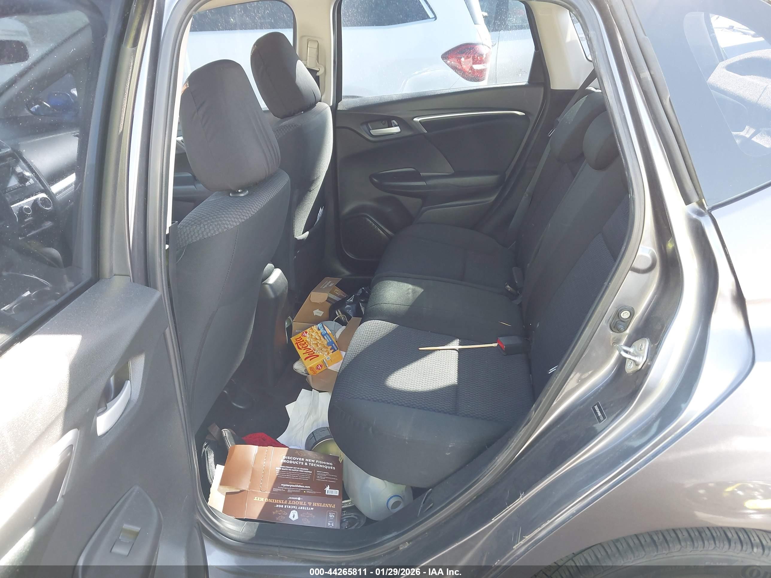 HONDA FIT image 8