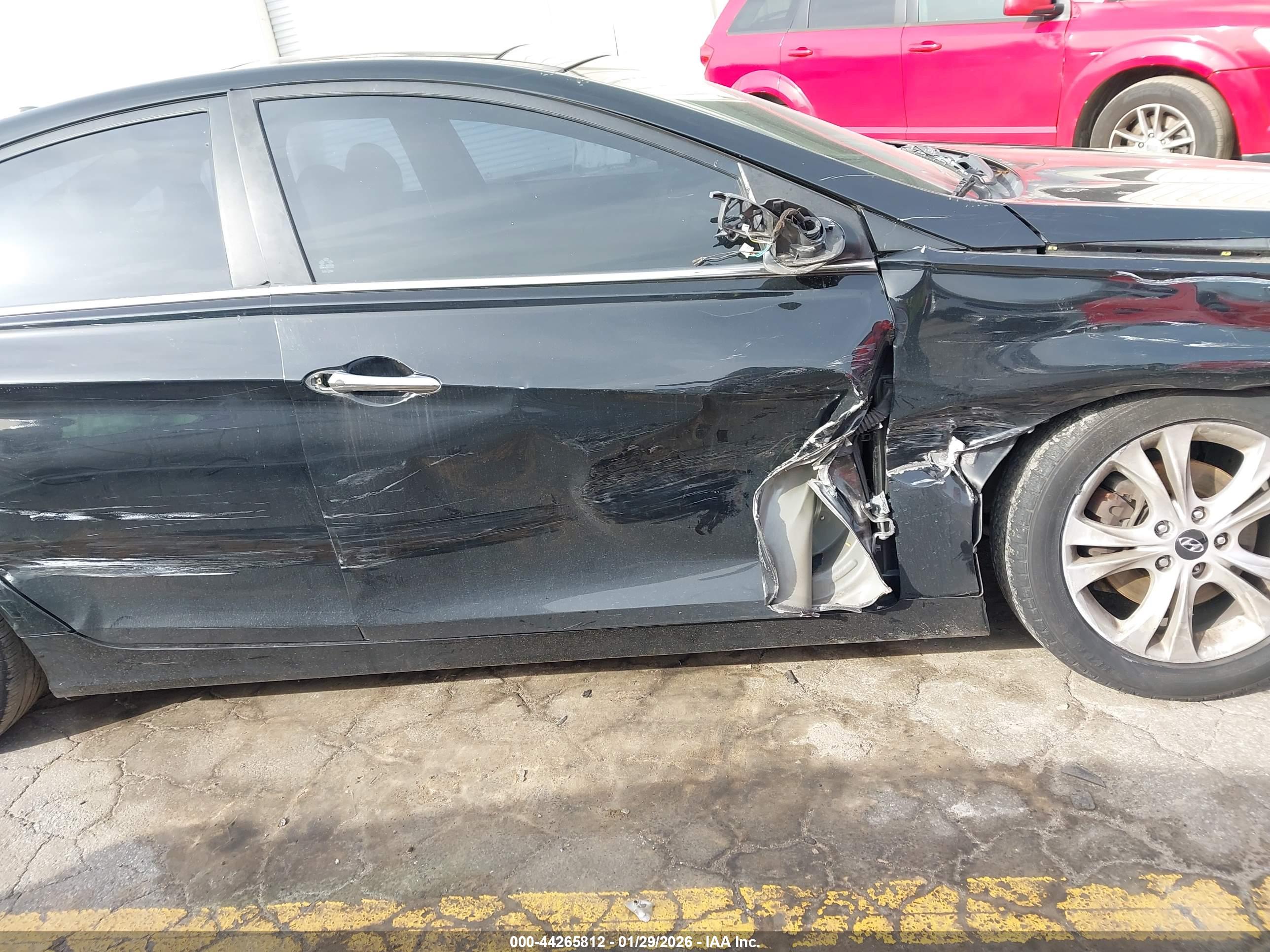 HYUNDAI SONATA image 6