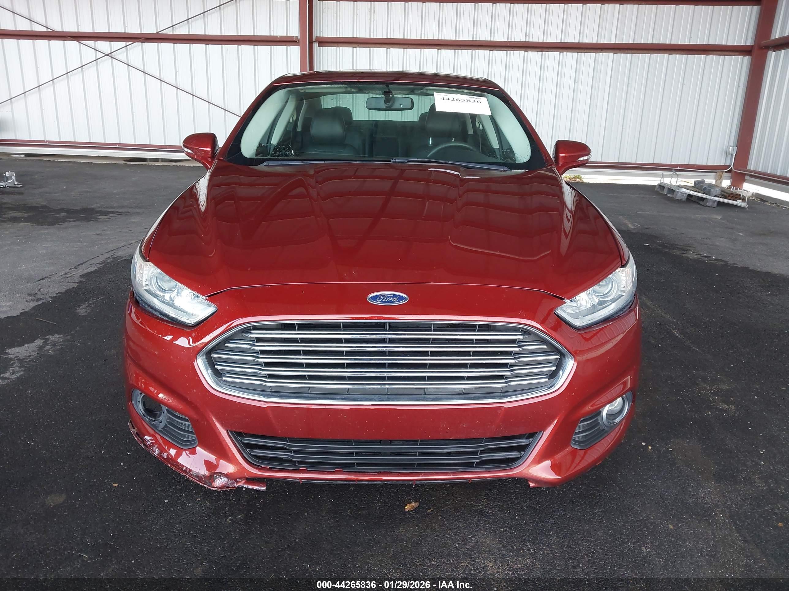 FORD FUSION image 6