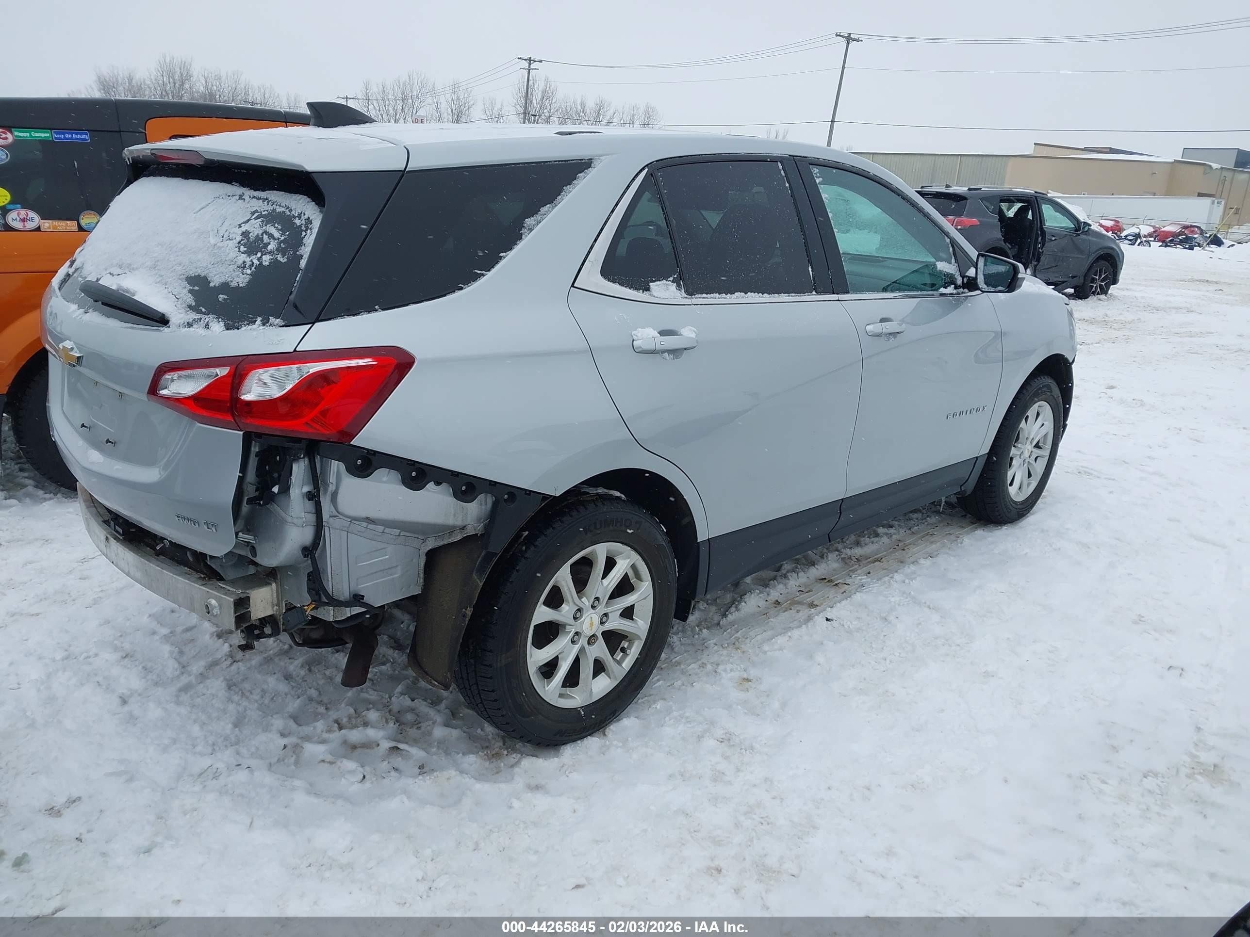 CHEVROLET EQUINOX image 4