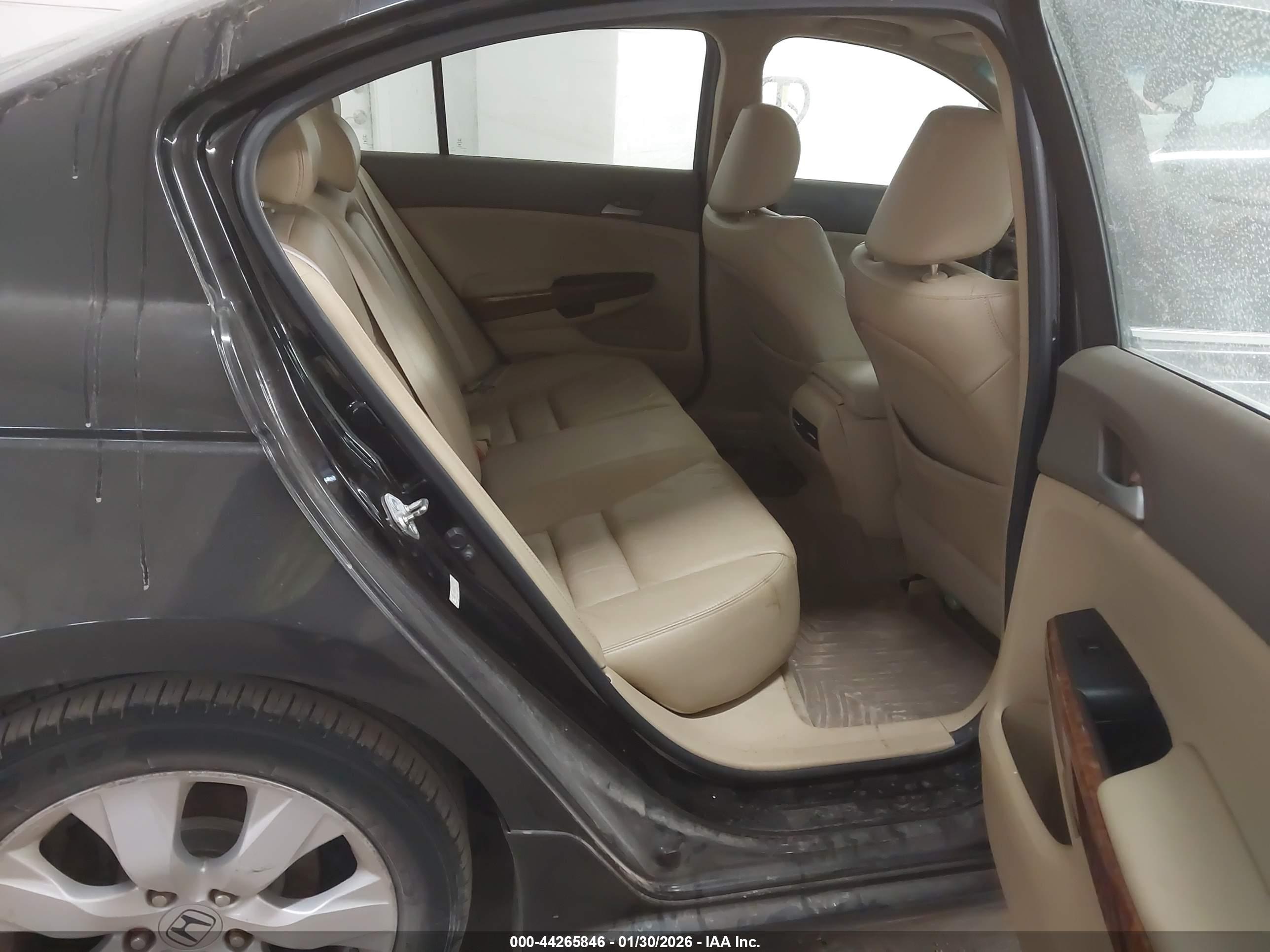 HONDA ACCORD image 8