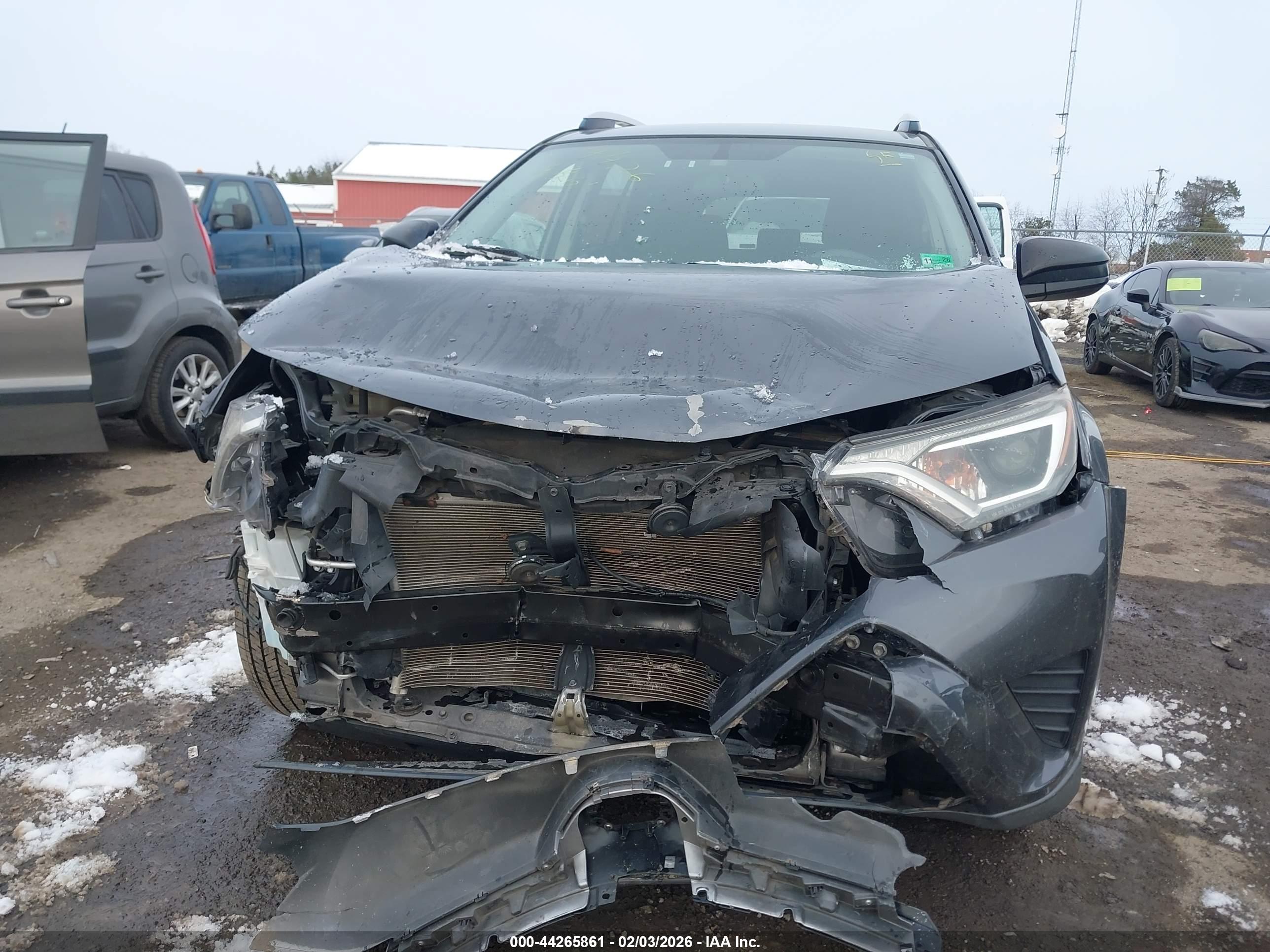 TOYOTA RAV4 image 6