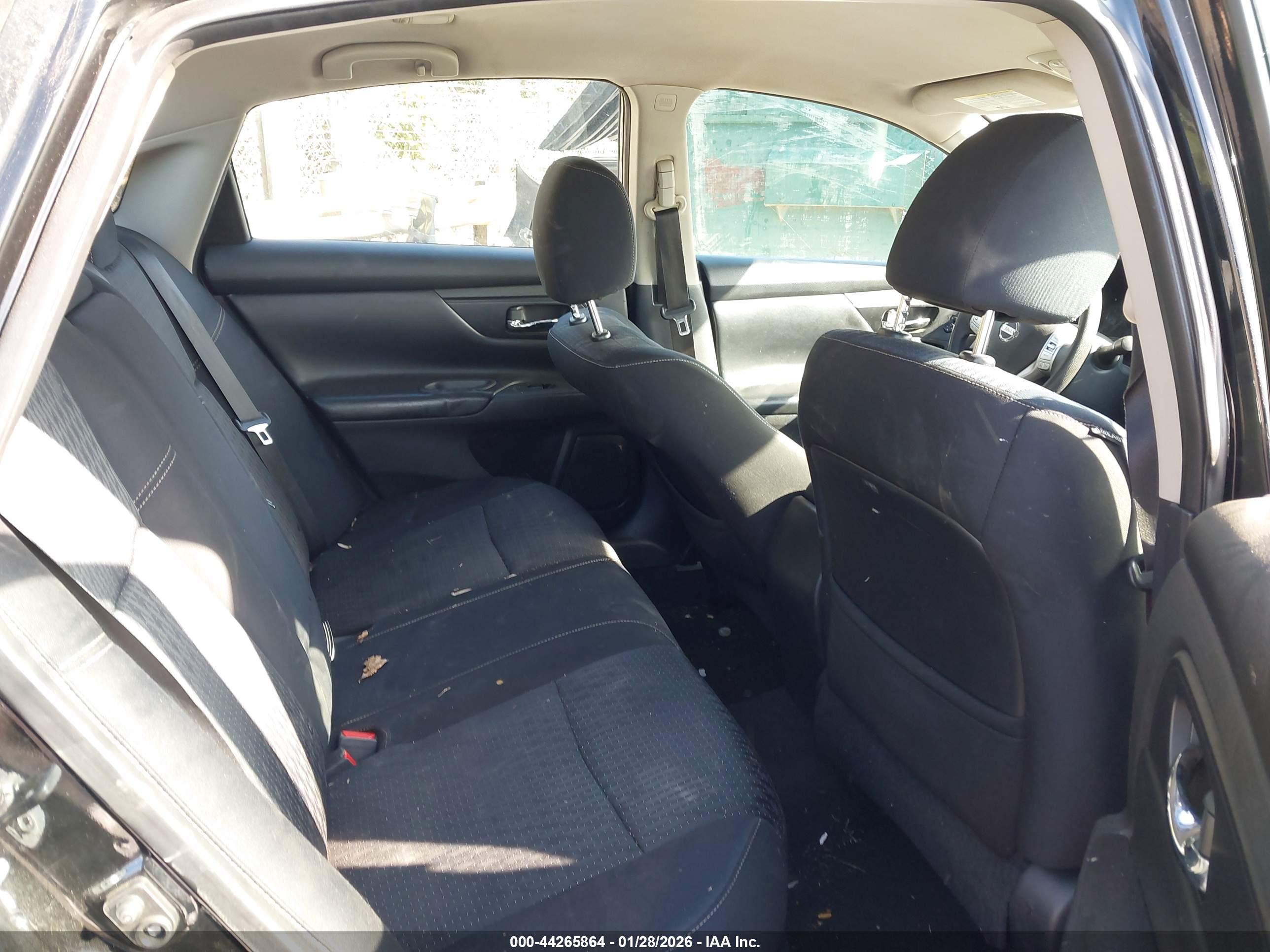 NISSAN ALTIMA image 8