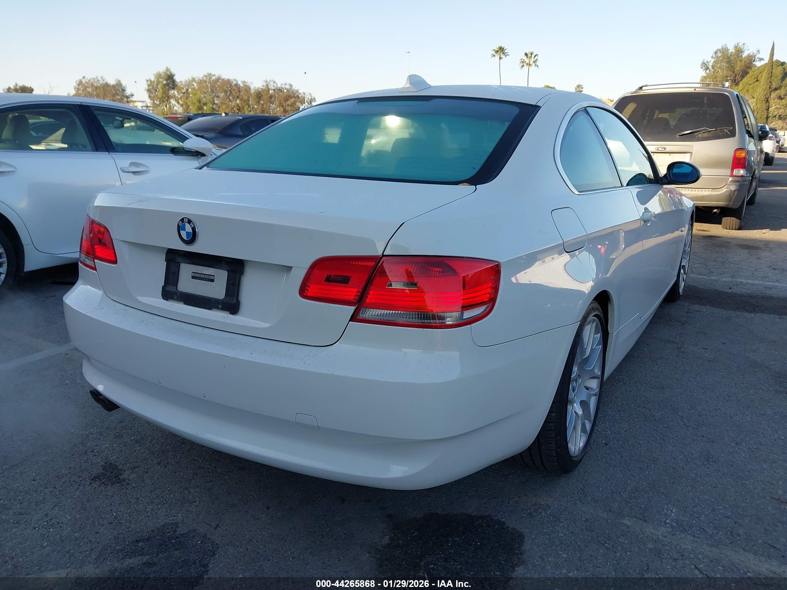 BMW 328I image 4