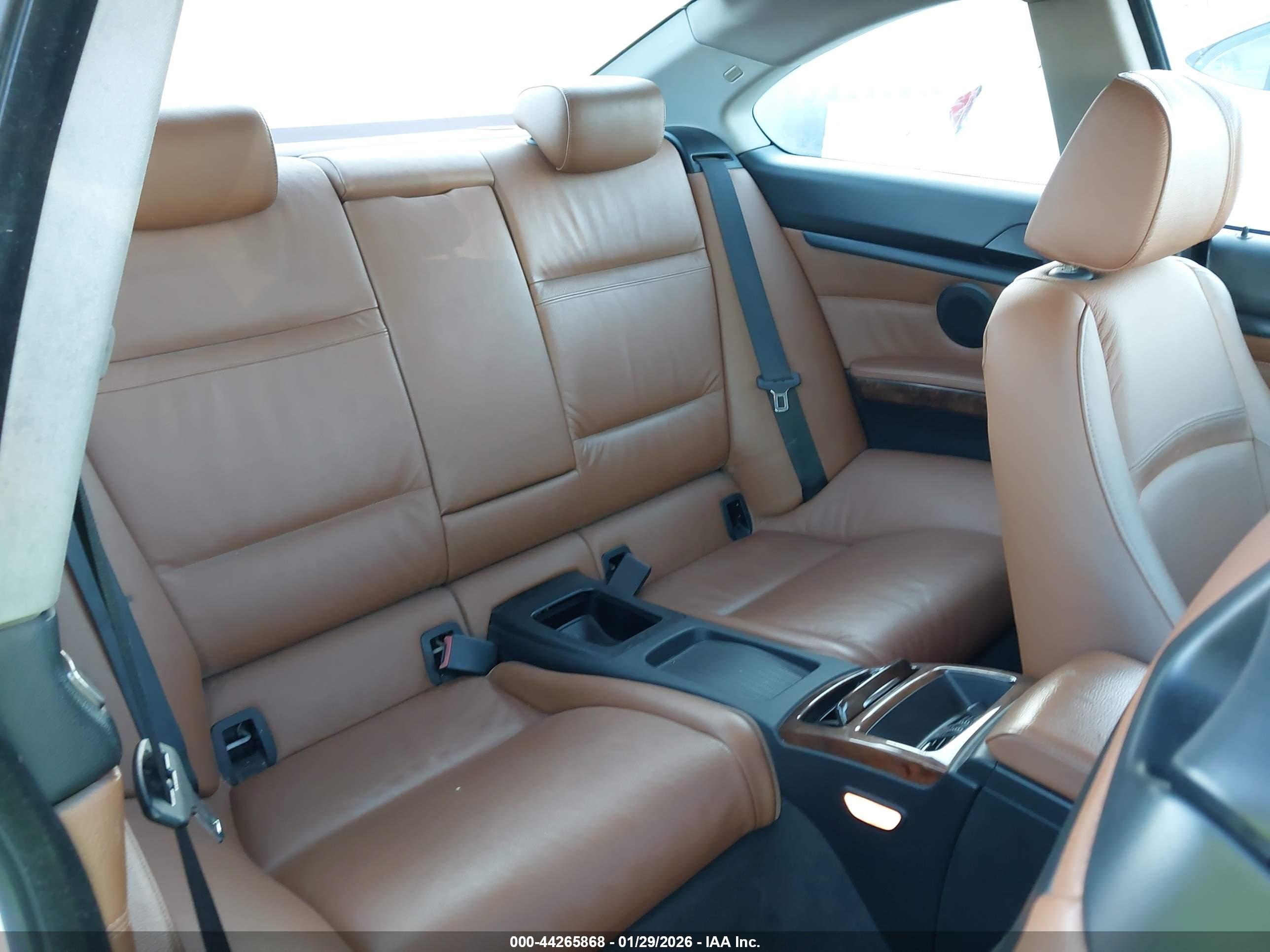 BMW 328I image 8