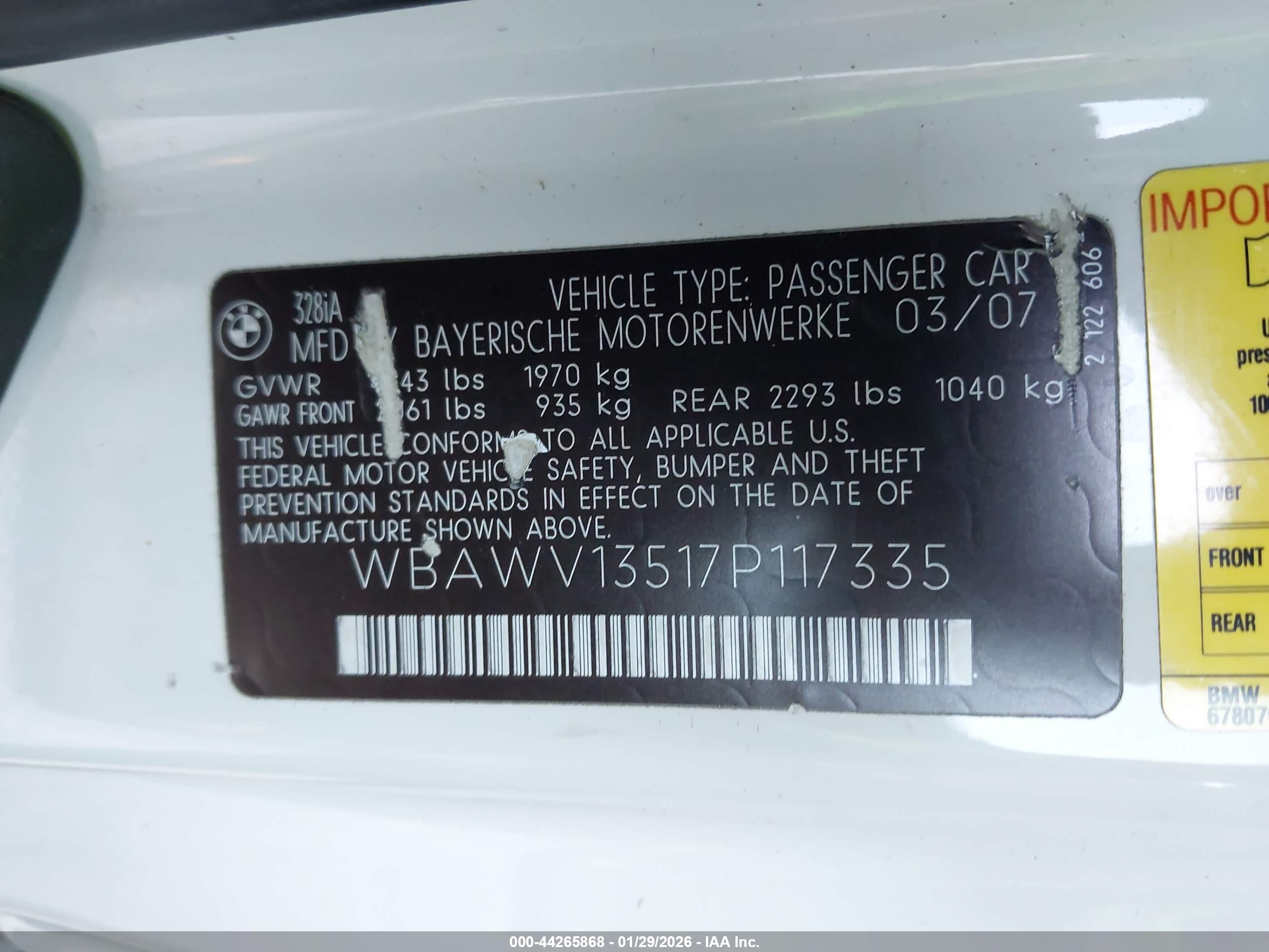 BMW 328I image 9