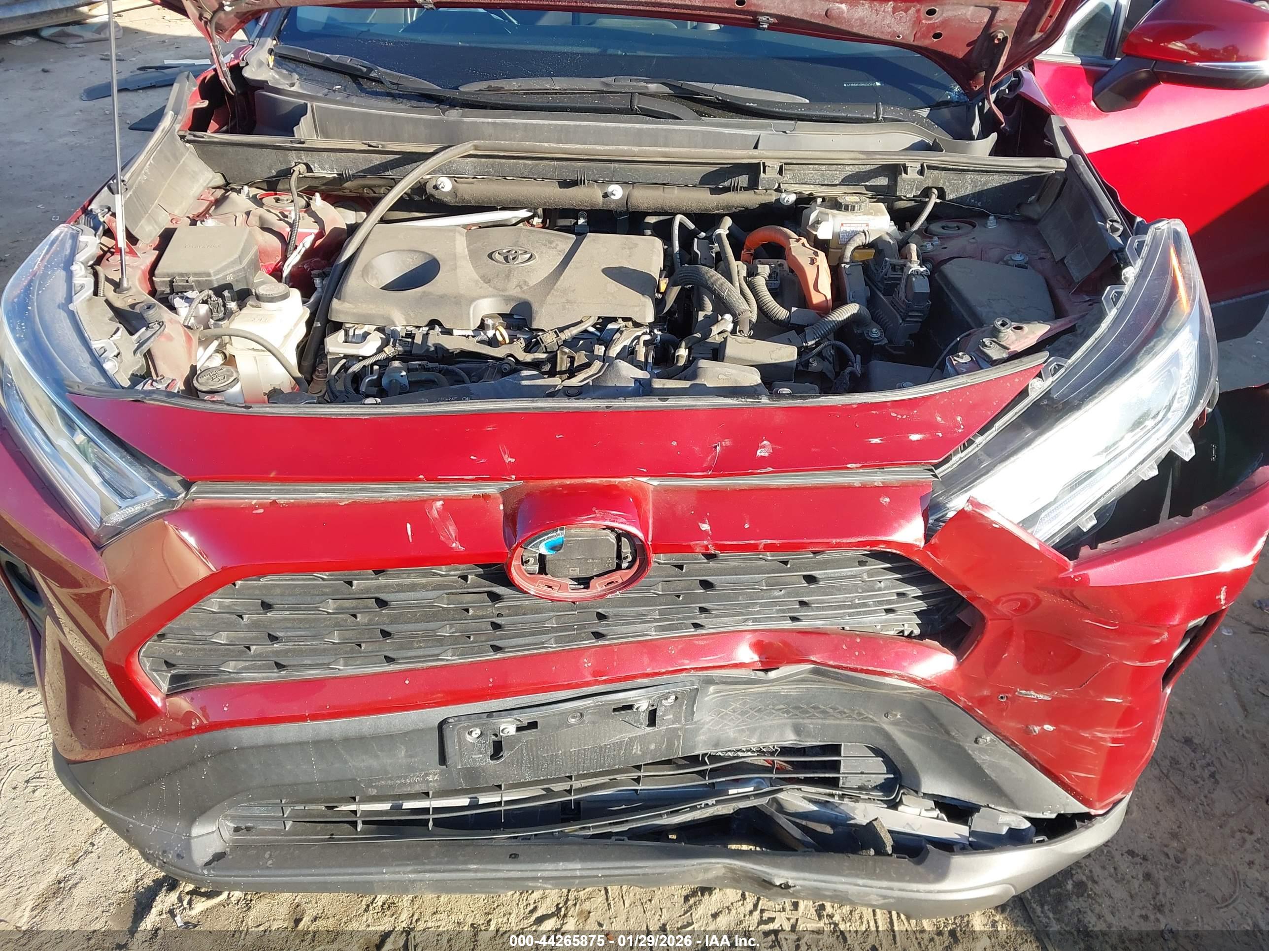 TOYOTA RAV4 image 10