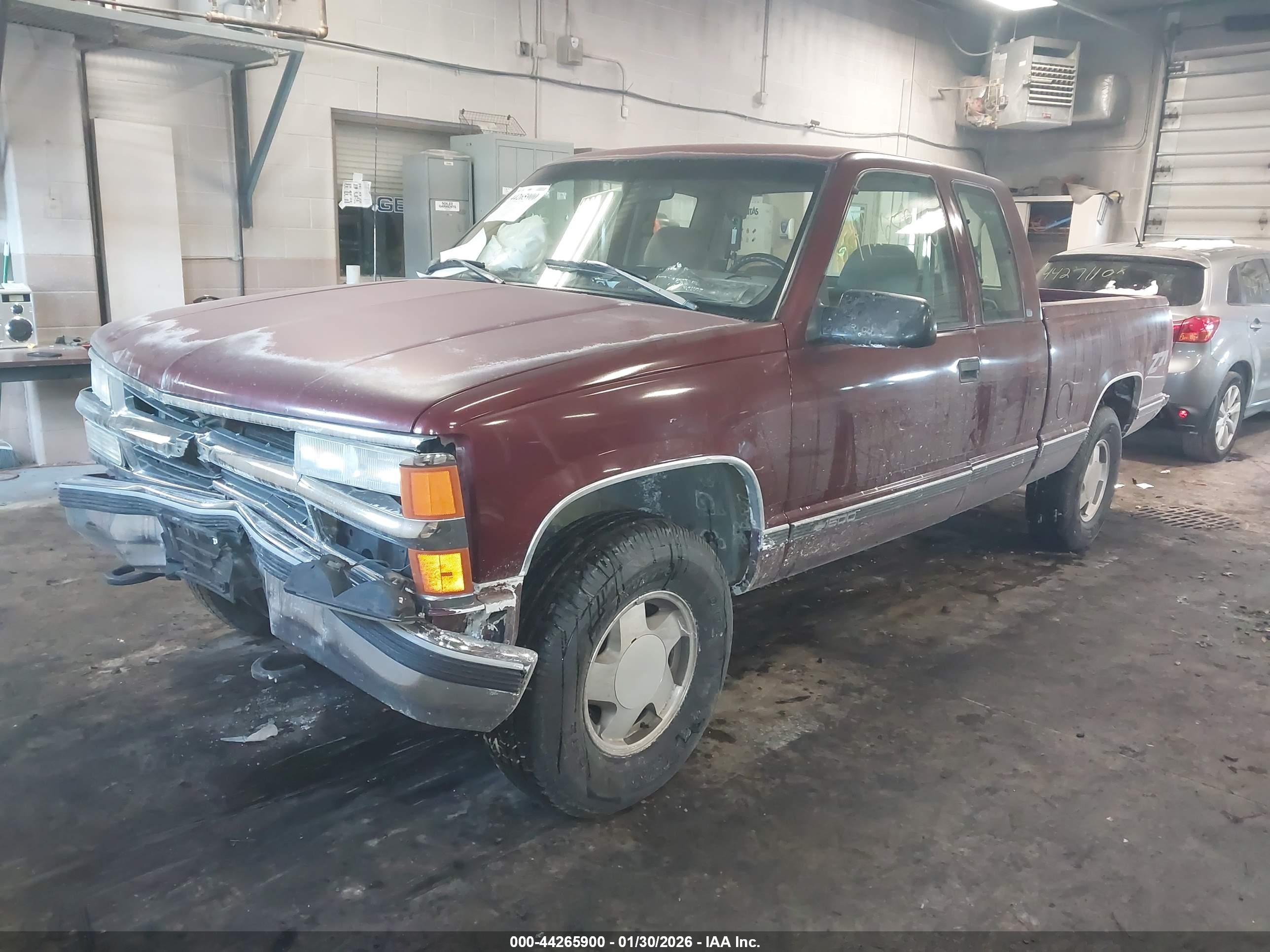 CHEVROLET K1500 image 2