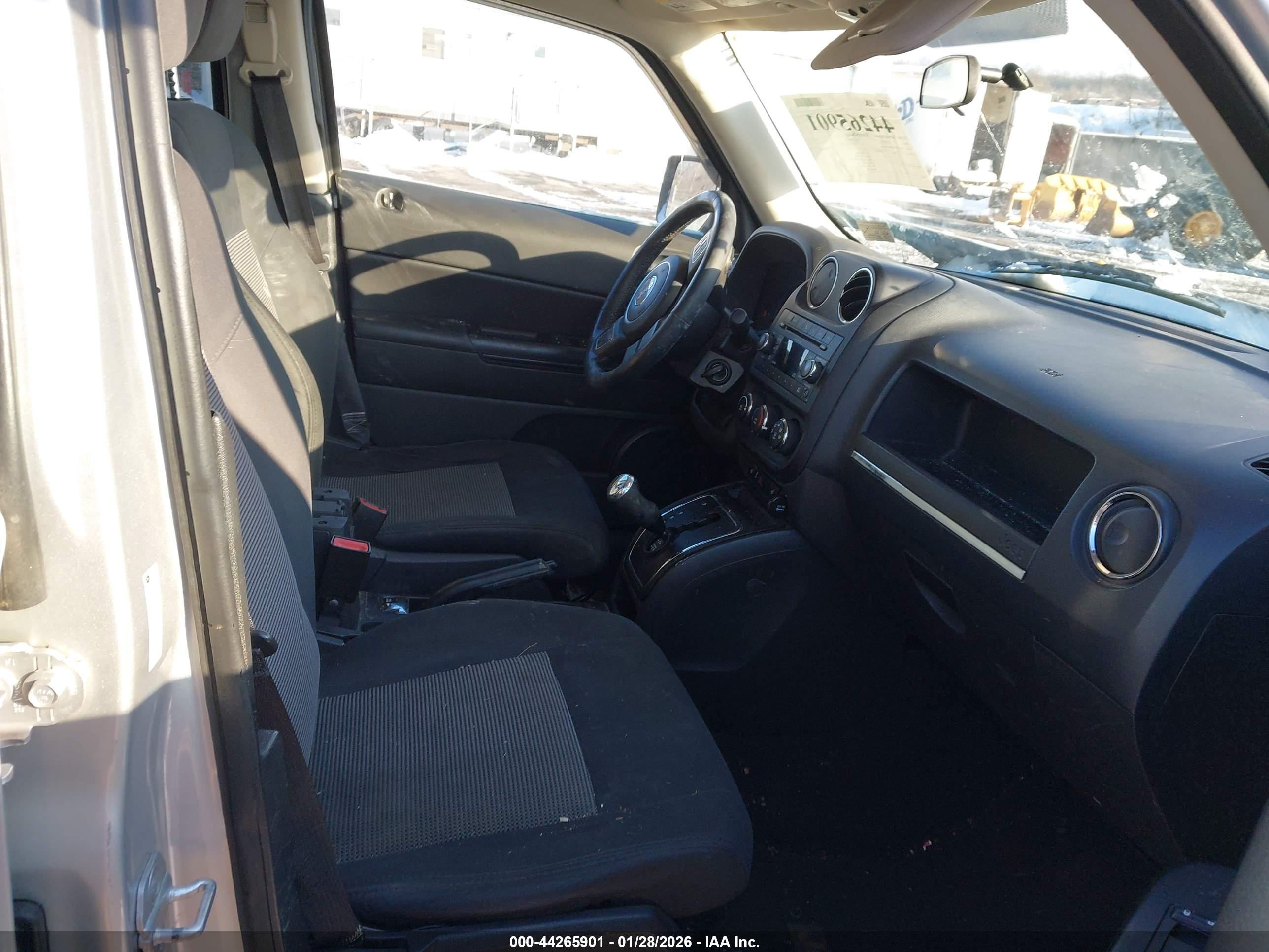 JEEP PATRIOT image 5