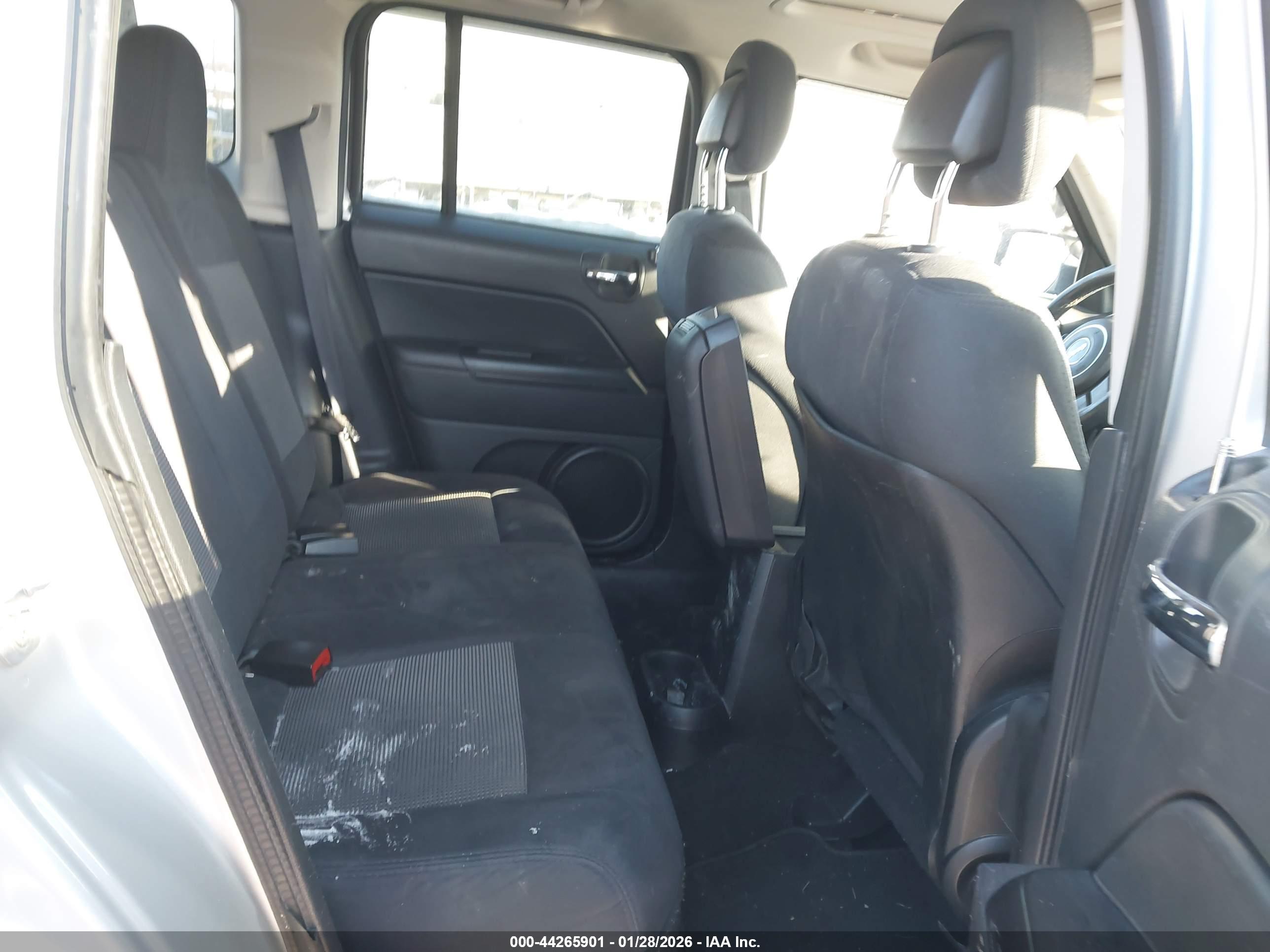 JEEP PATRIOT image 8