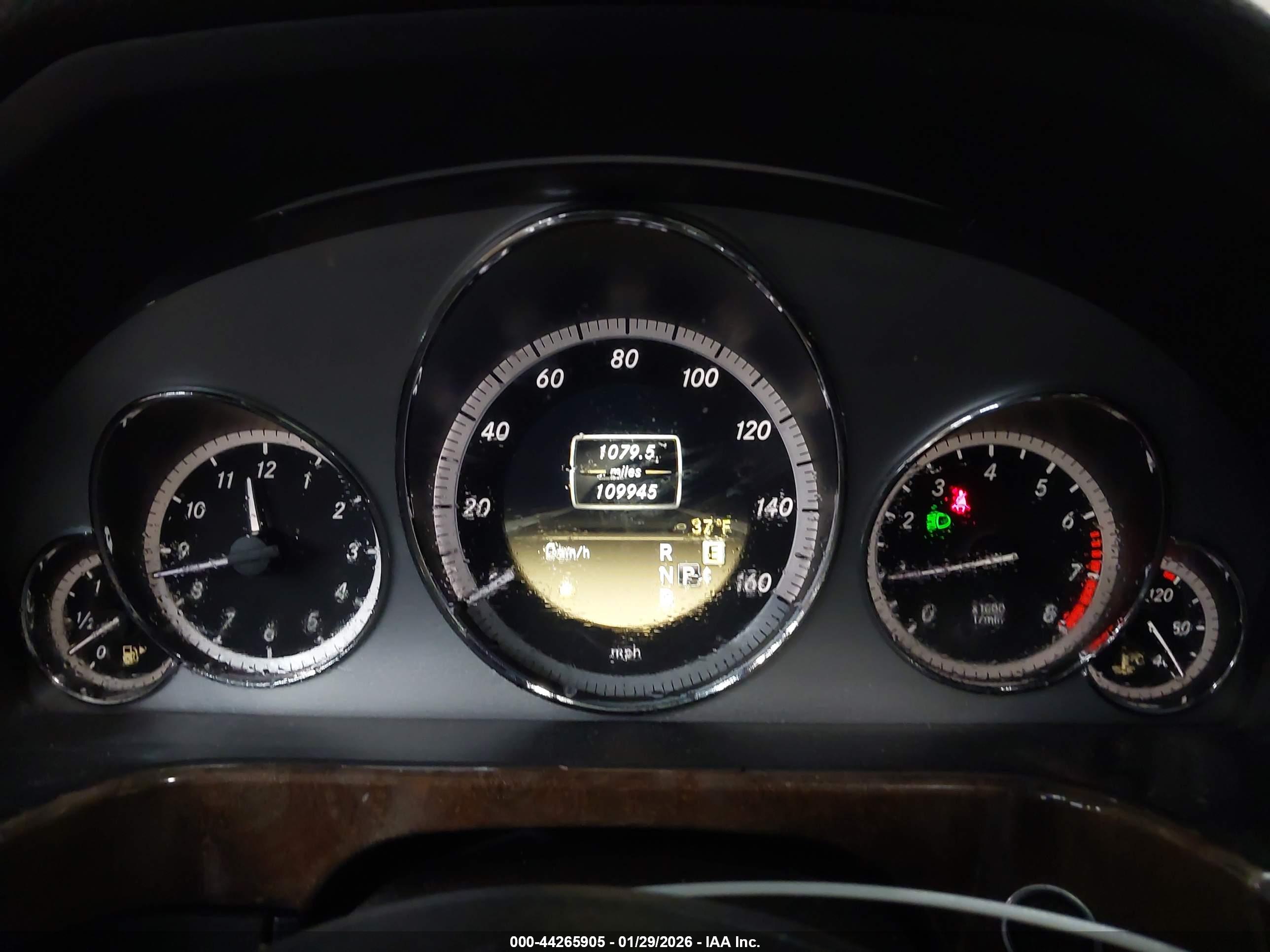 MERCEDES-BENZ E image 7