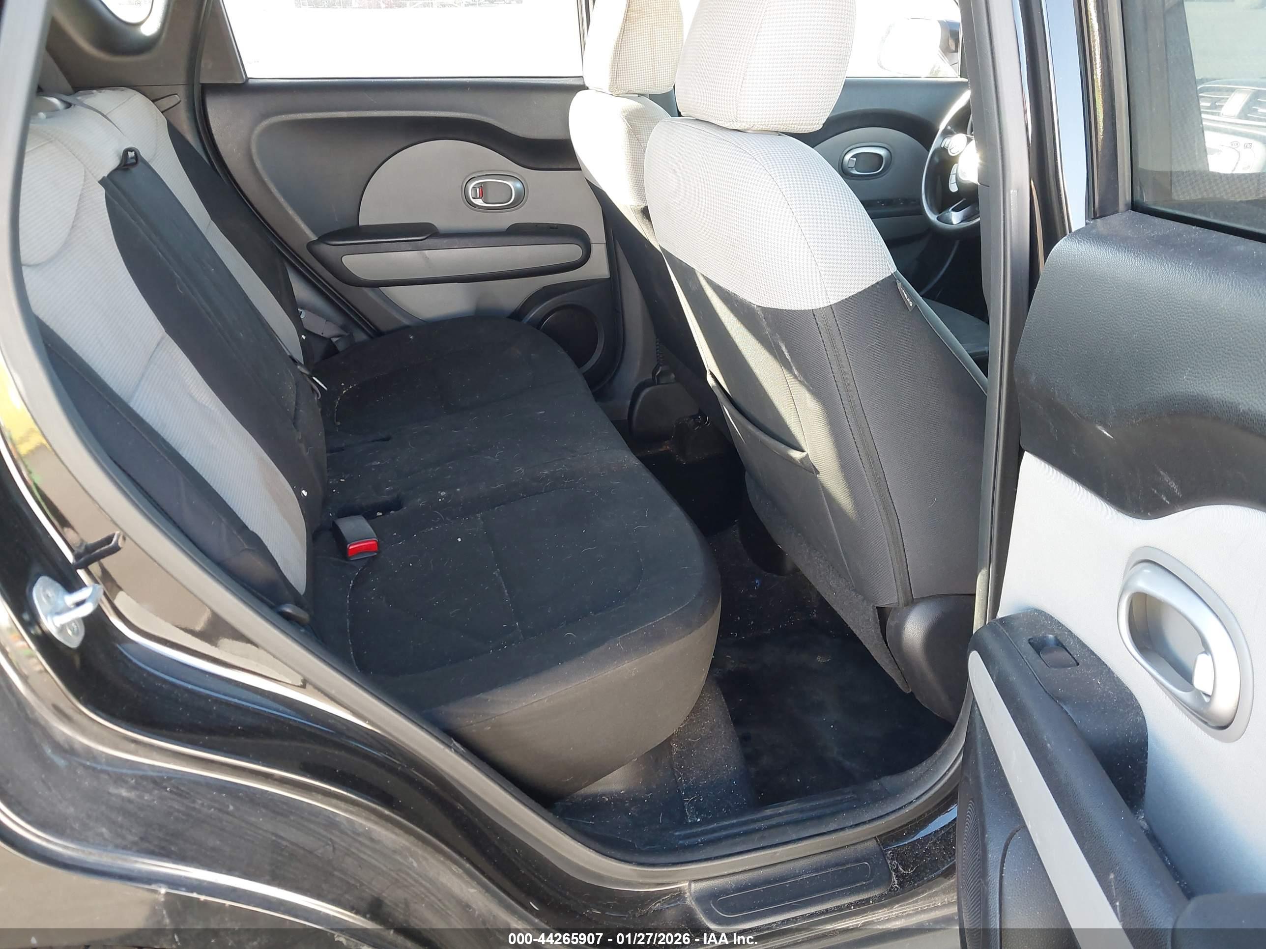 KIA SOUL image 8