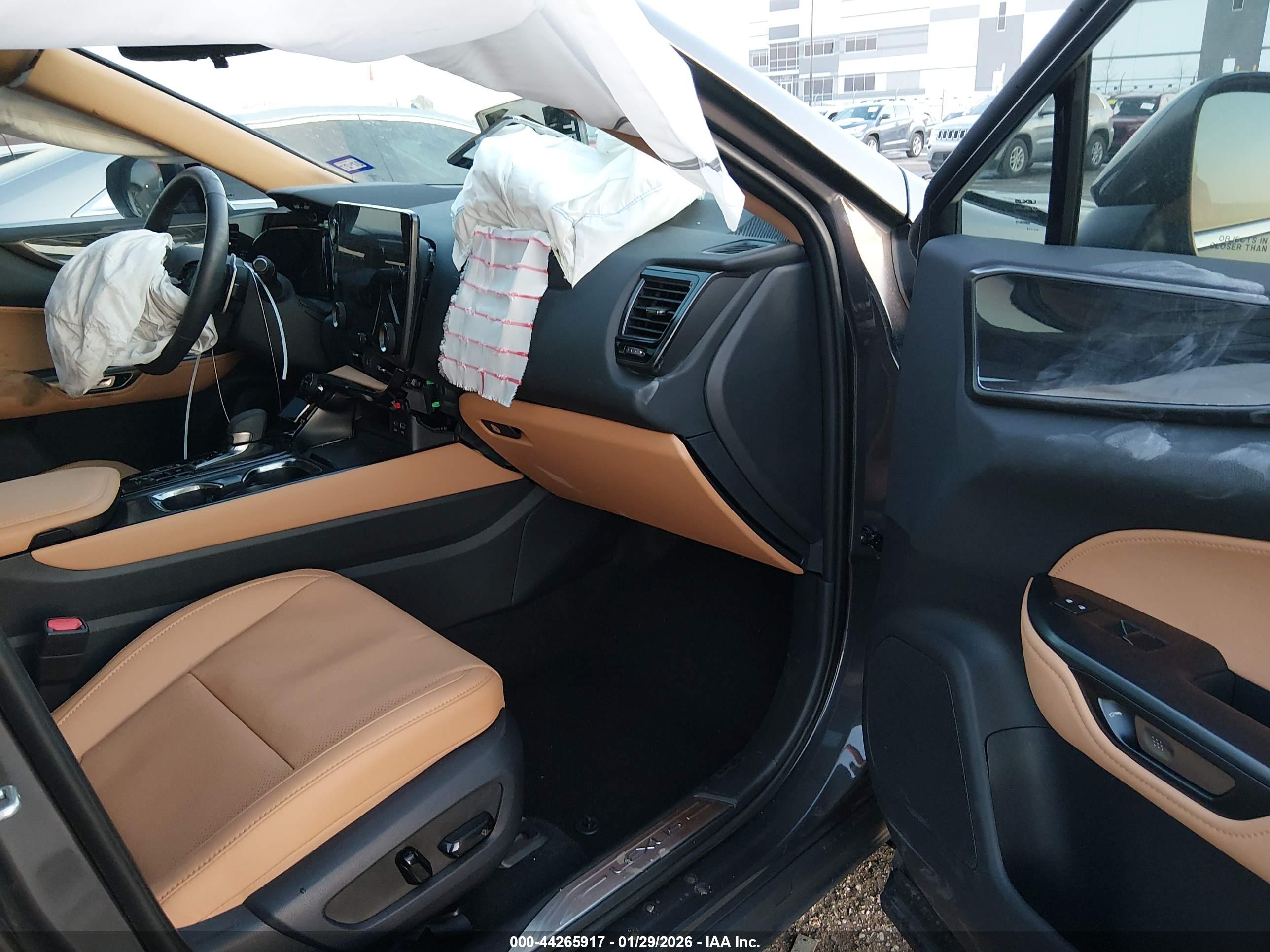 LEXUS NX image 5