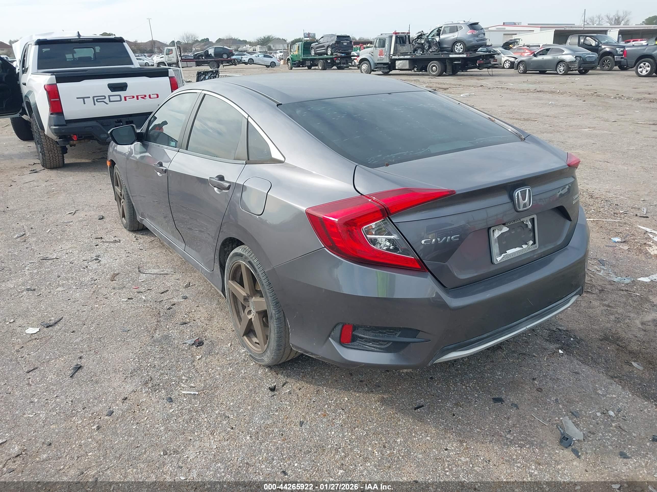 HONDA CIVIC image 3
