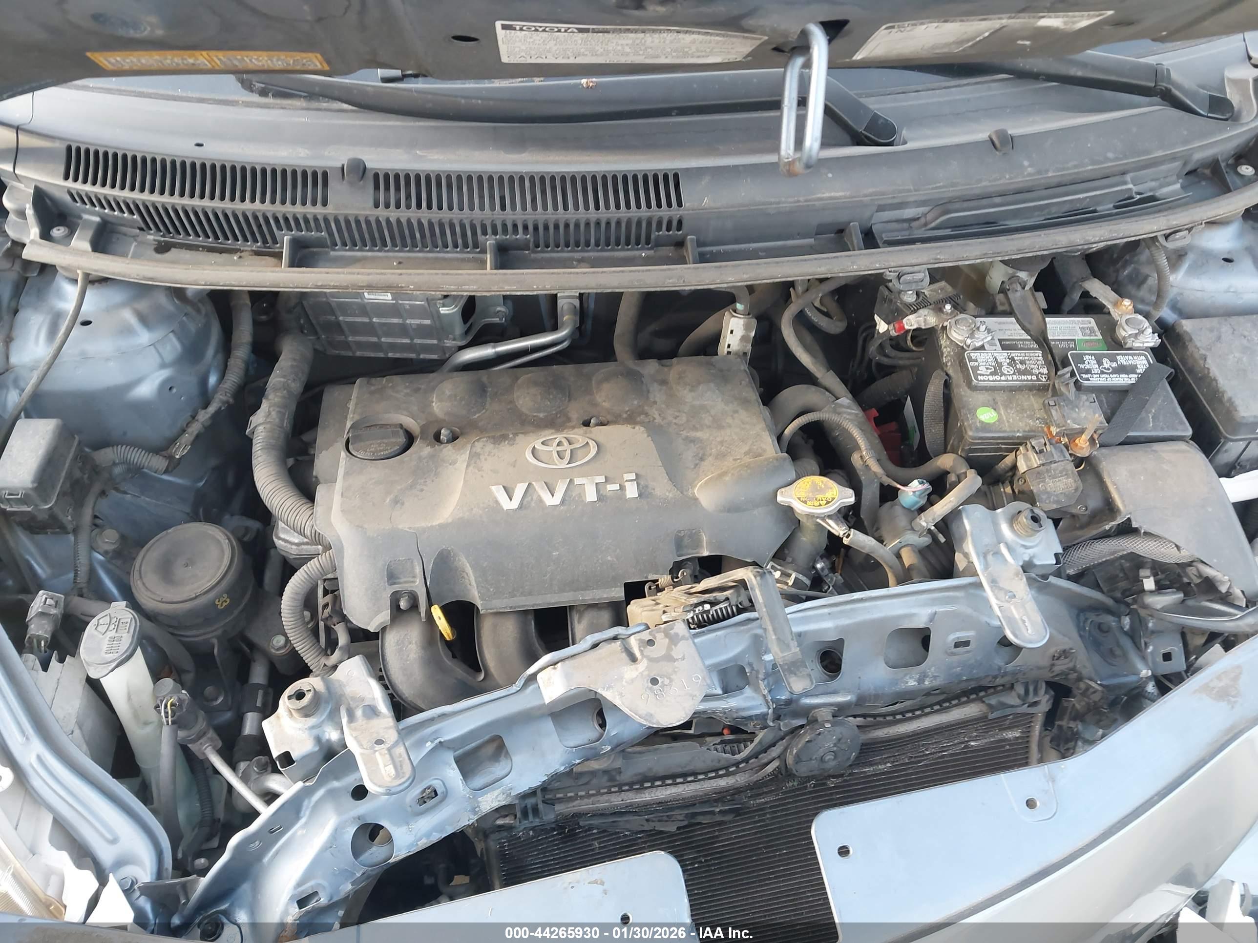 TOYOTA YARIS image 10