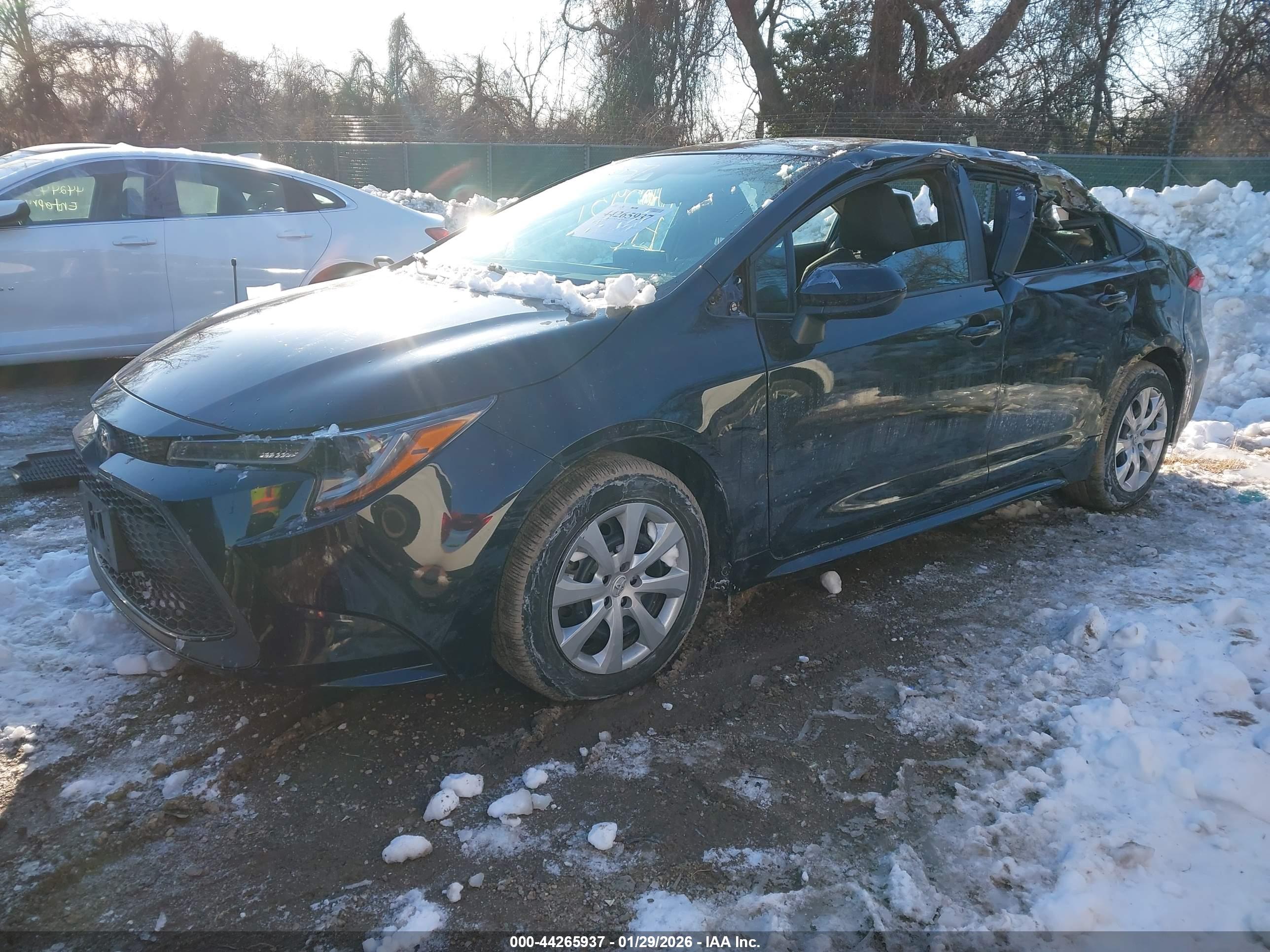 TOYOTA COROLLA image 2