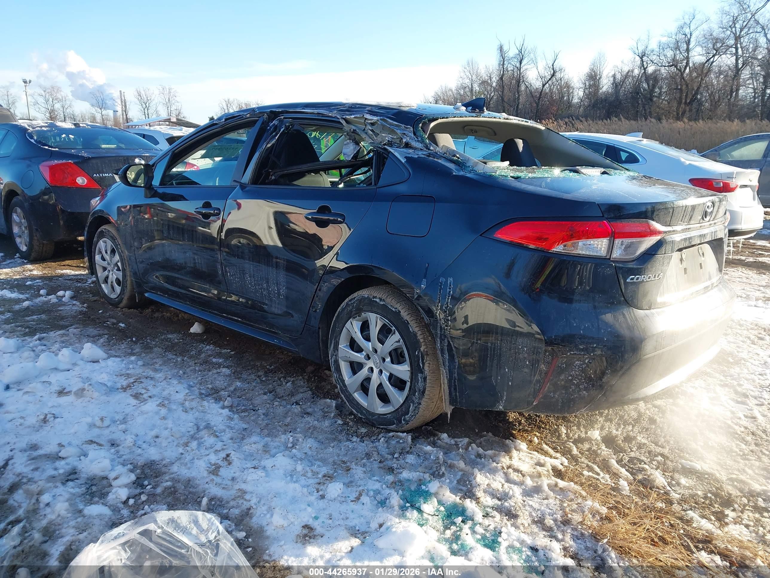 TOYOTA COROLLA image 3