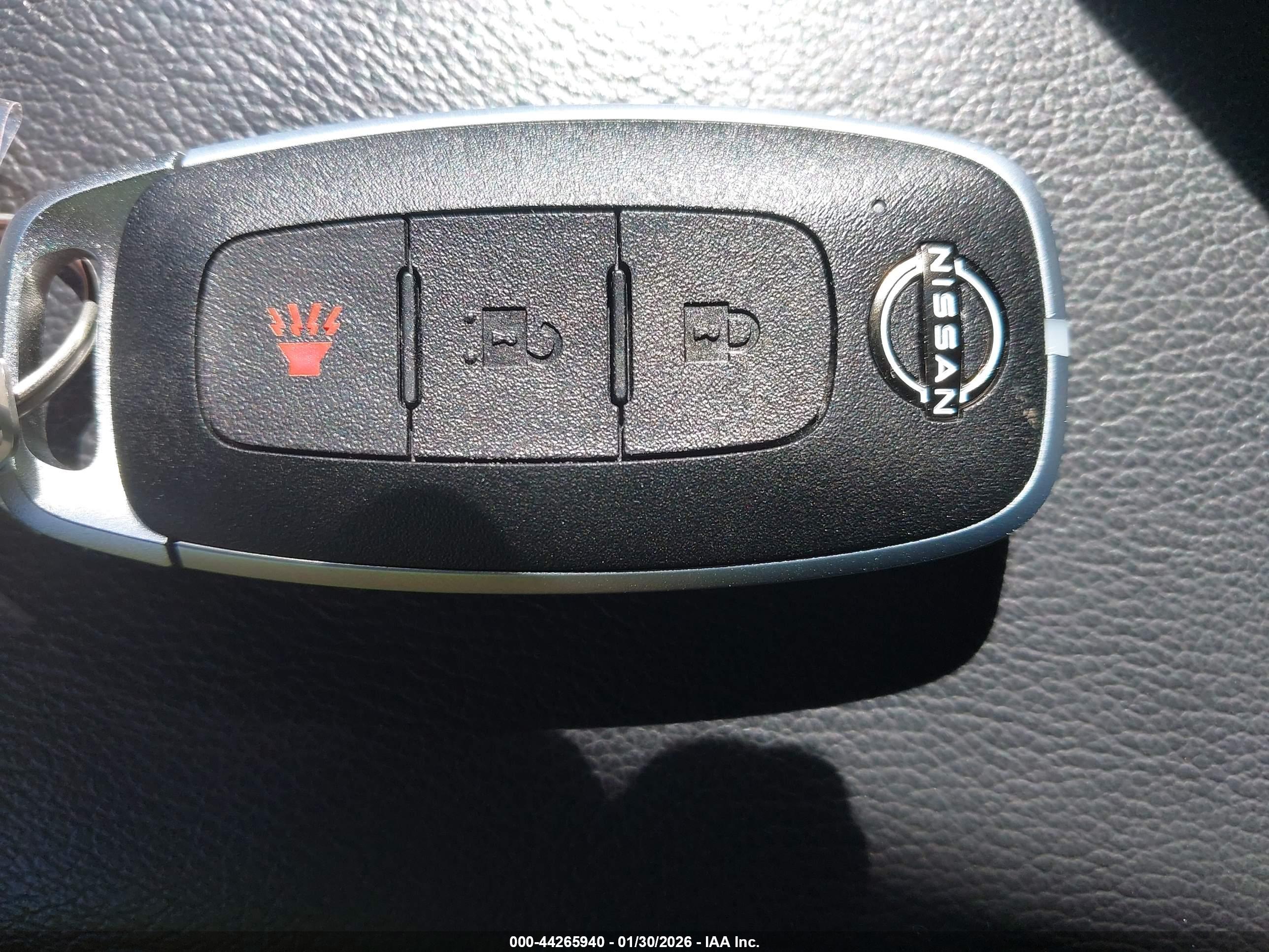 NISSAN KICKS image 11