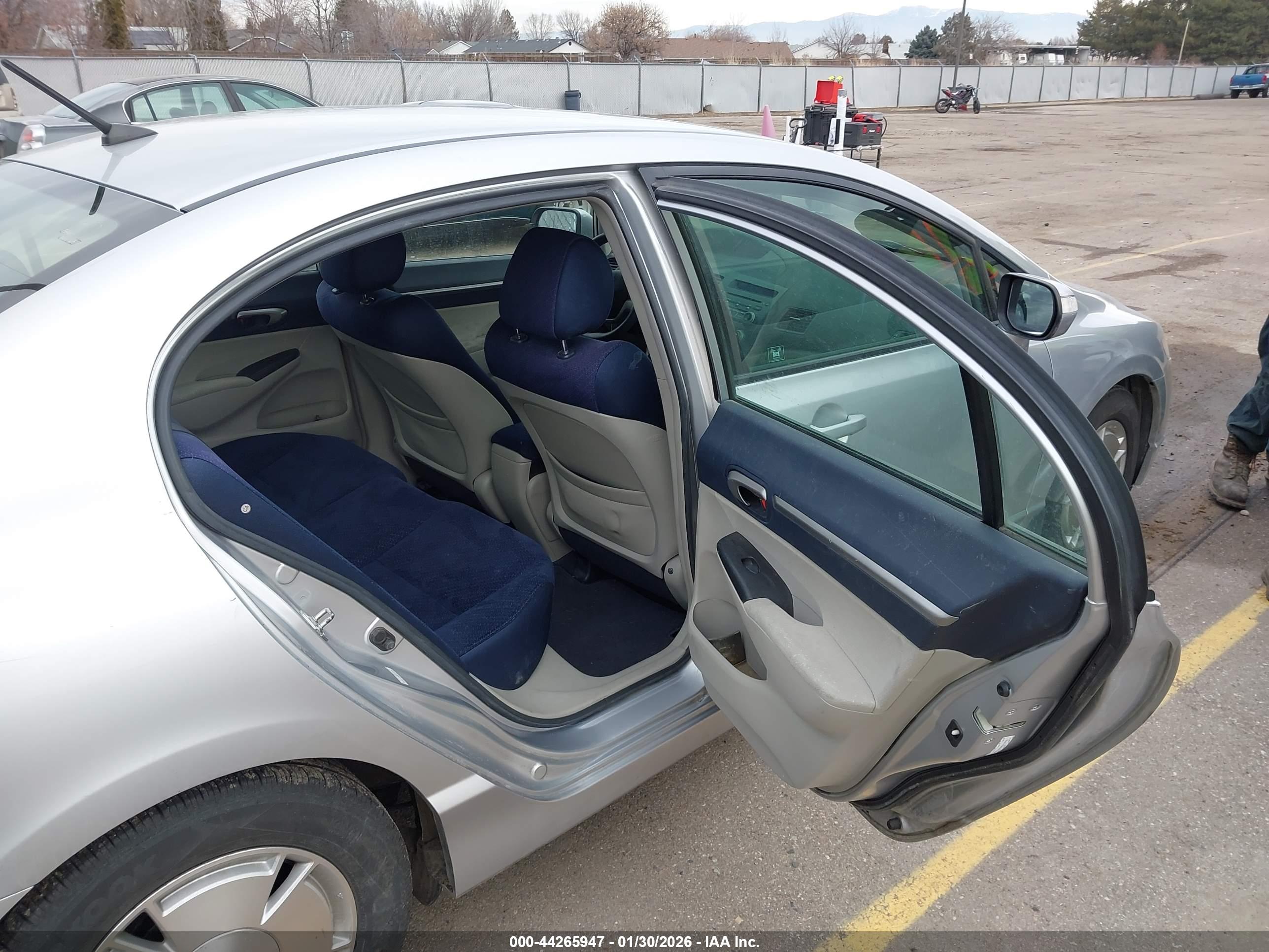 HONDA CIVIC image 8