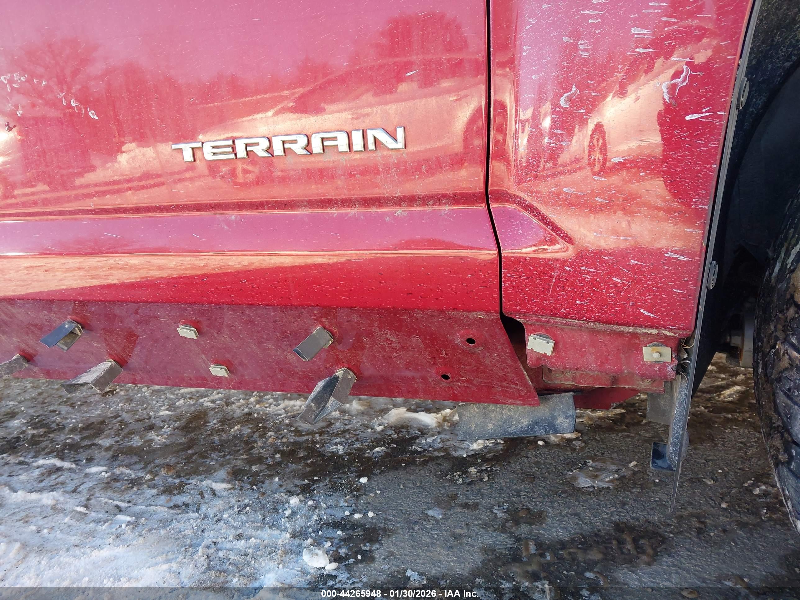GMC TERRAIN image 6