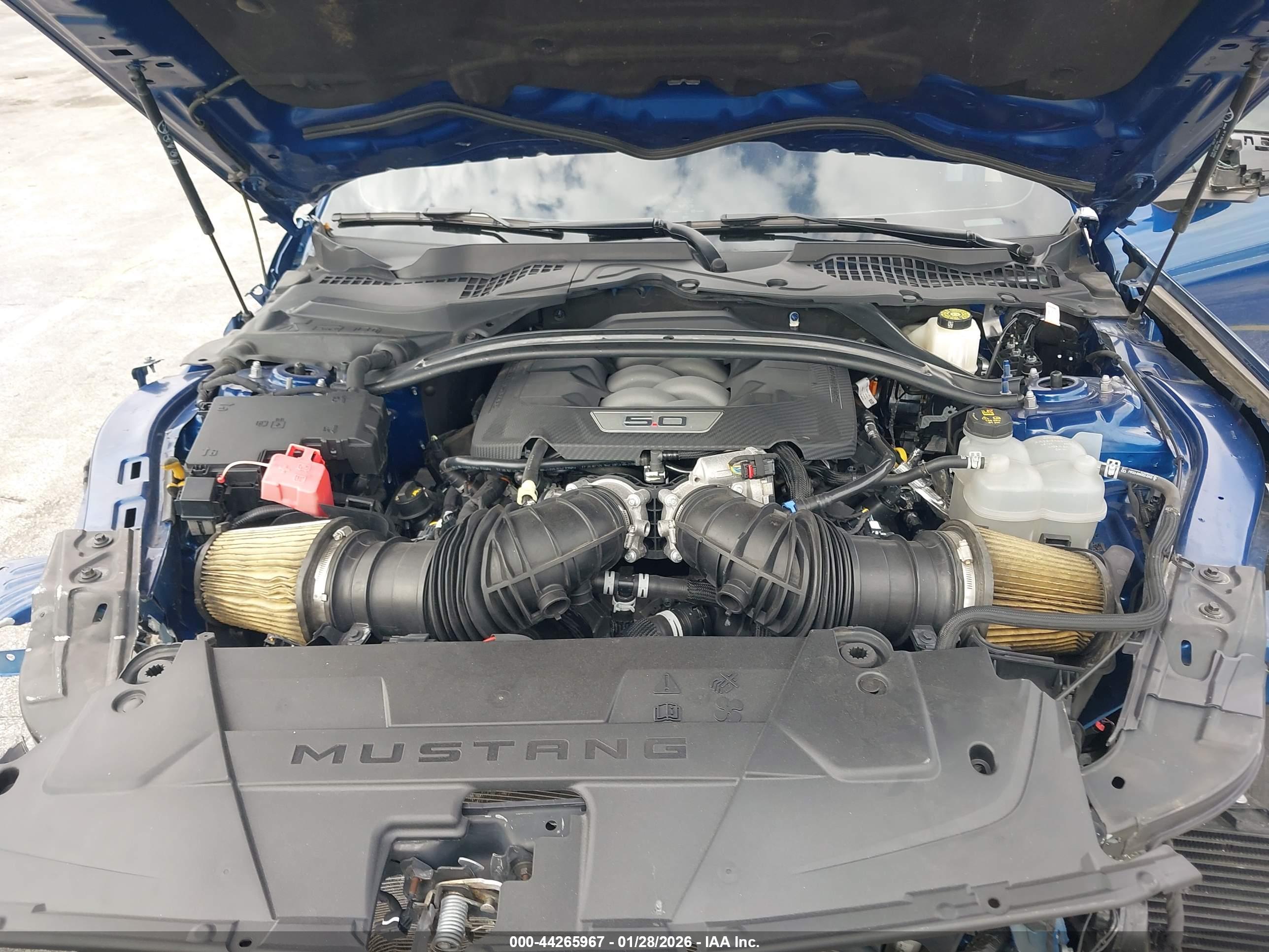 FORD MUSTANG image 10