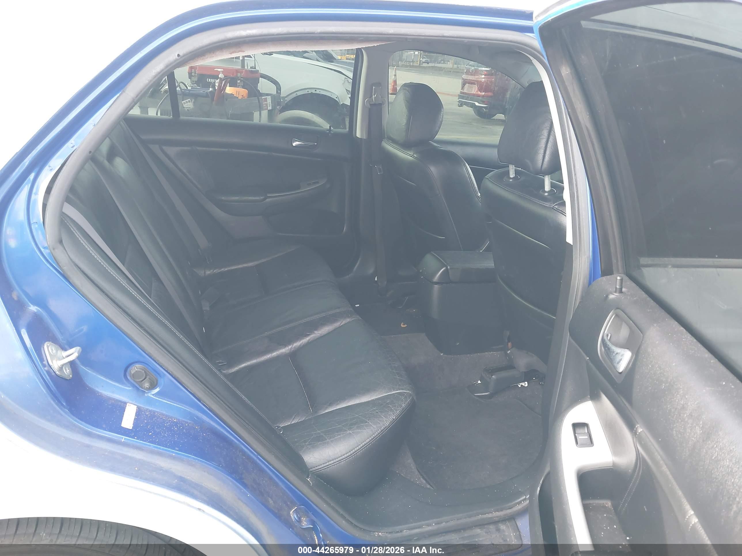 HONDA ACCORD image 8