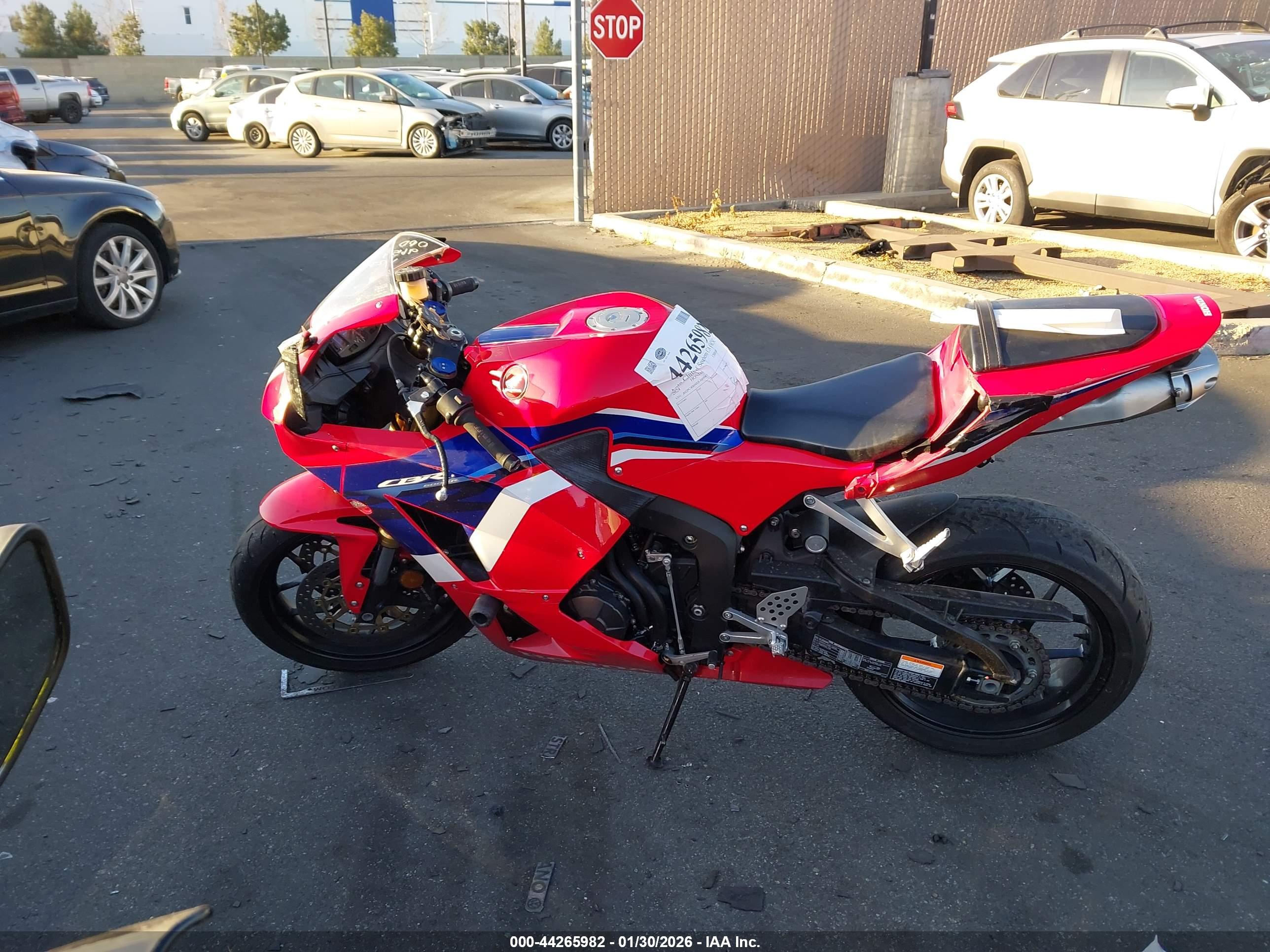 HONDA CBR600 image 9
