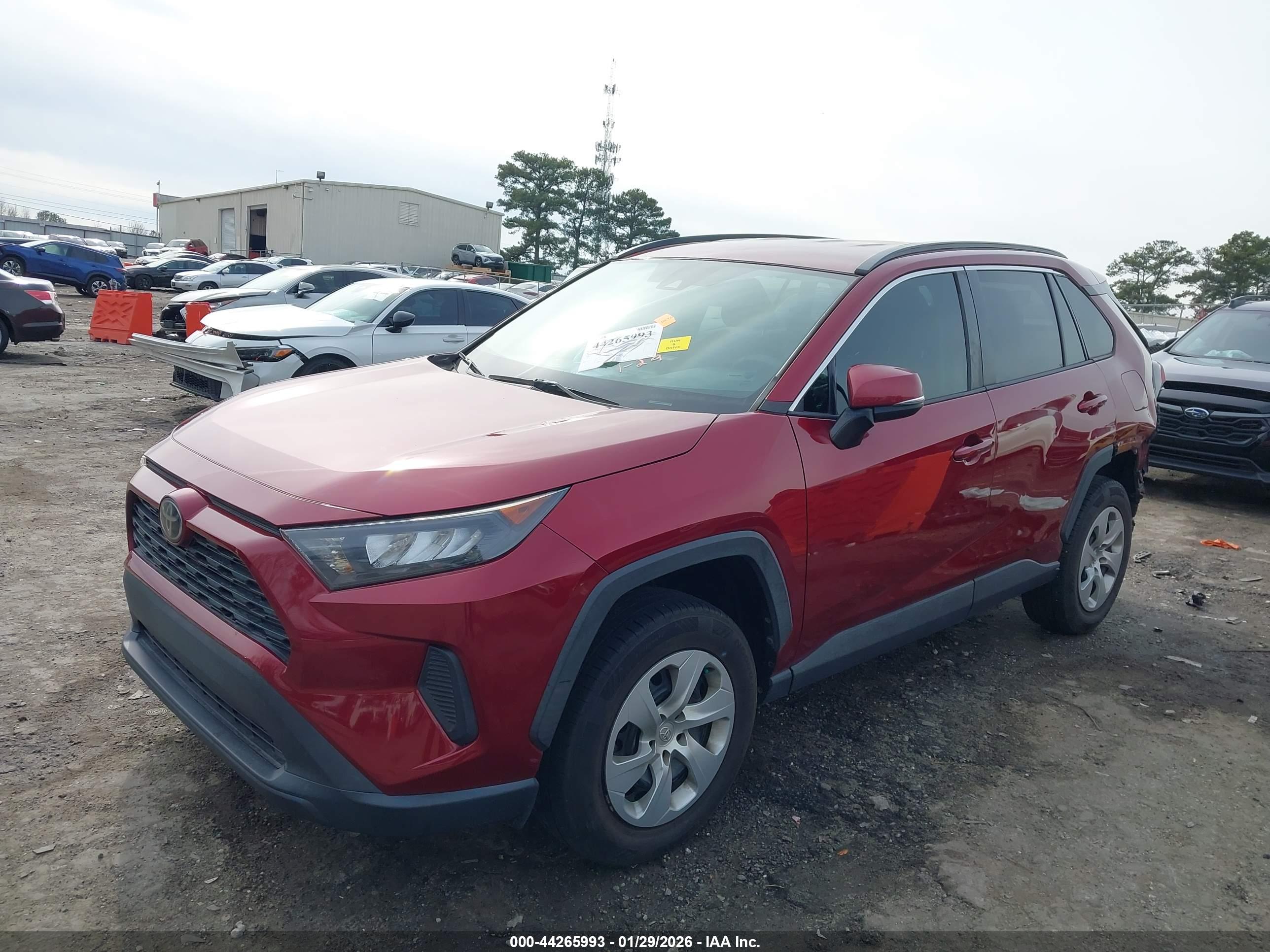 TOYOTA RAV4 image 2