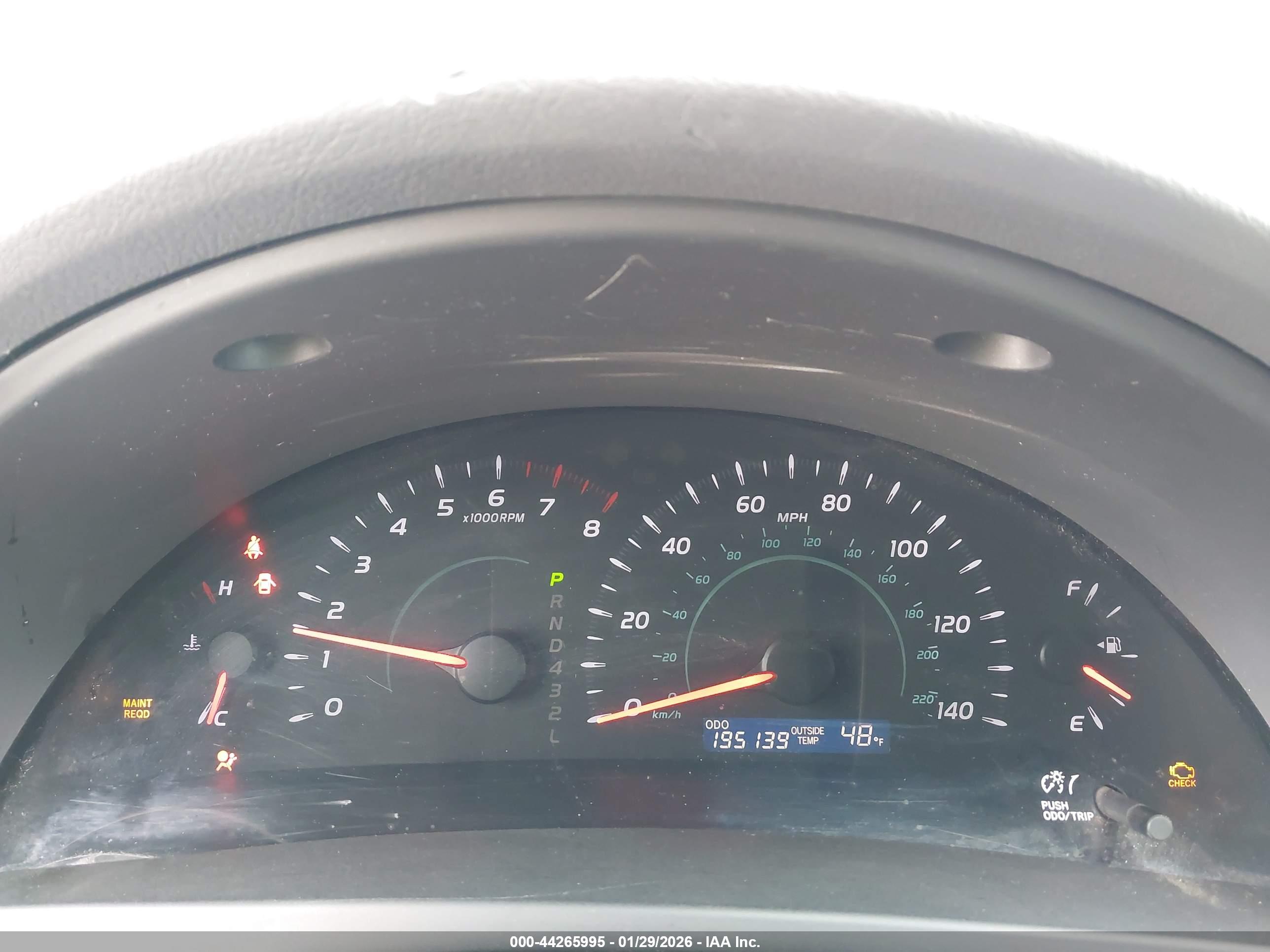 TOYOTA CAMRY image 7