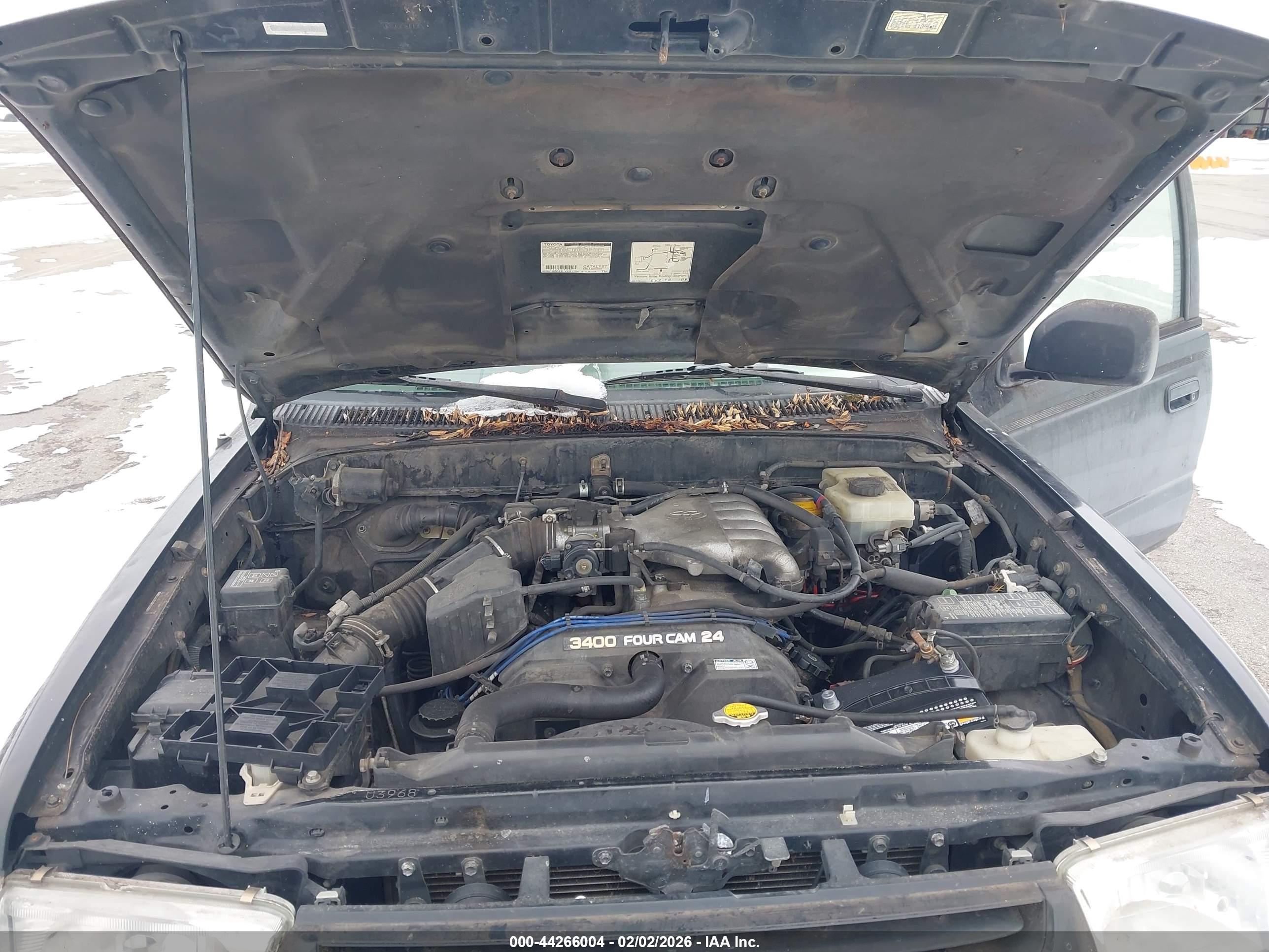 TOYOTA 4RUNNER image 10