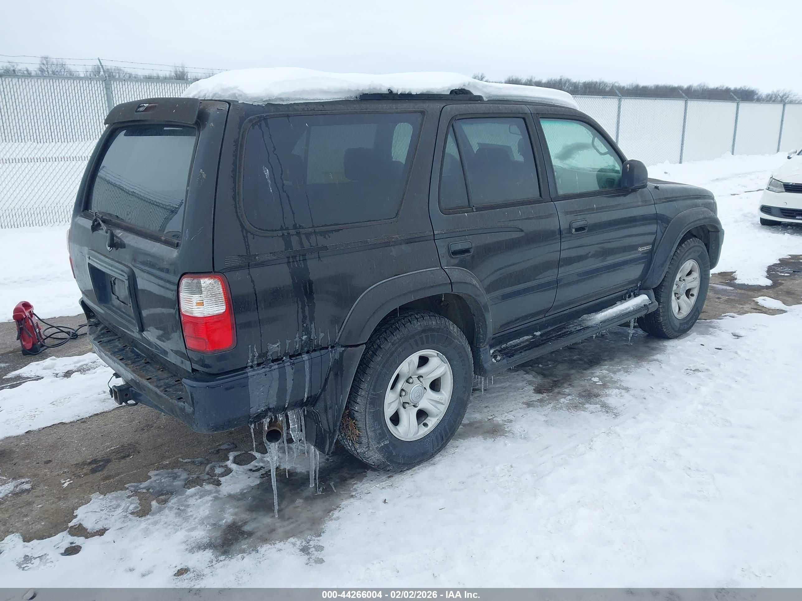 TOYOTA 4RUNNER image 4