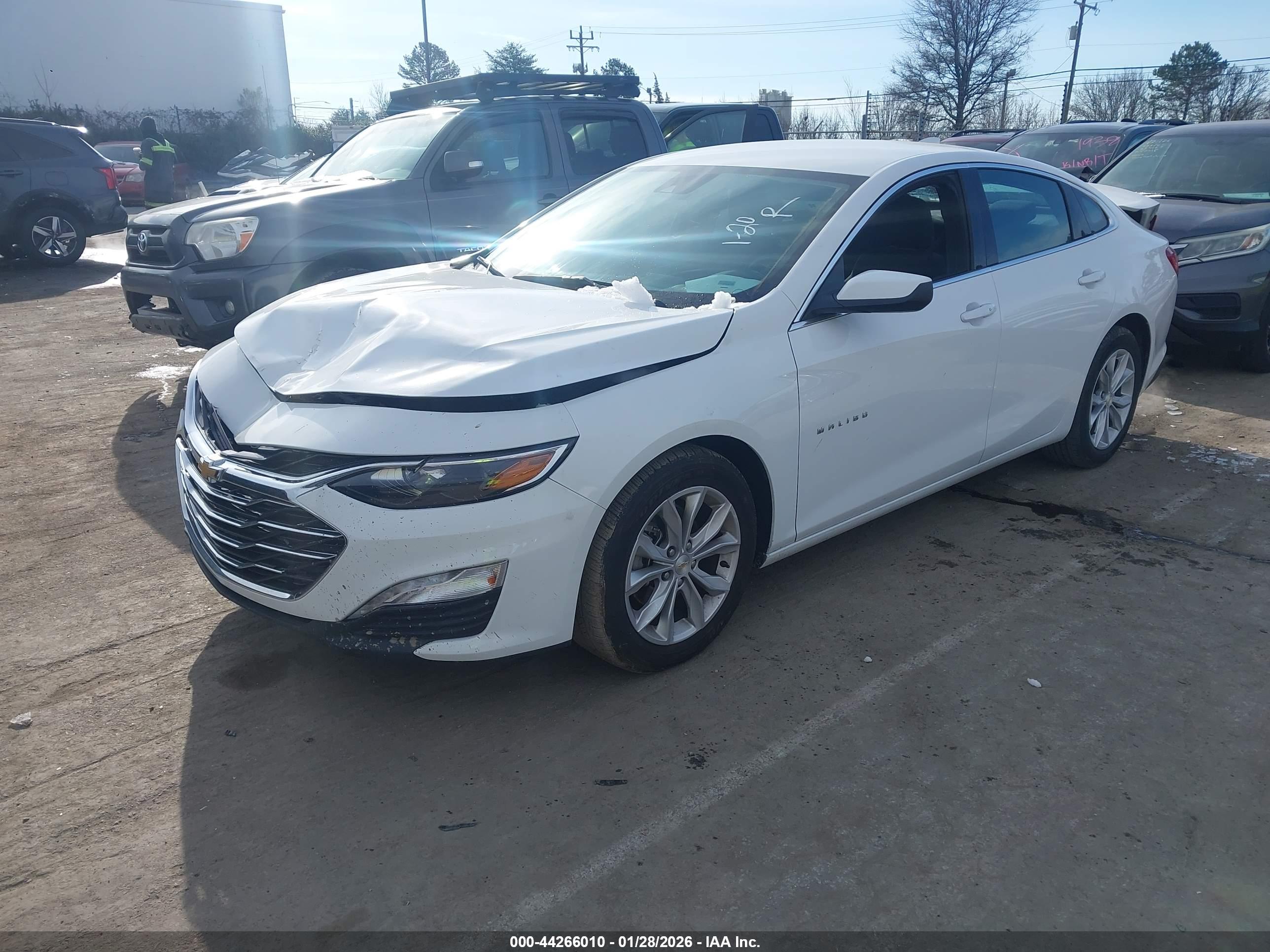 CHEVROLET MALIBU image 2