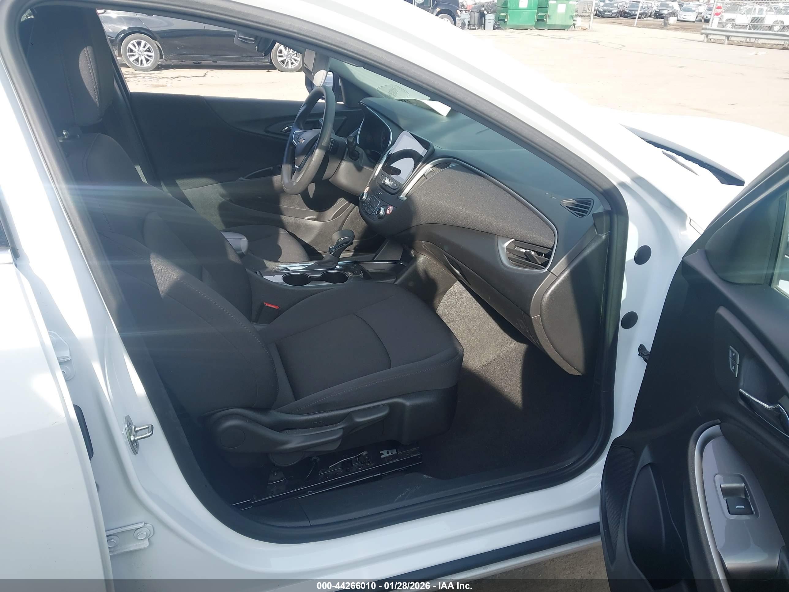 CHEVROLET MALIBU image 5