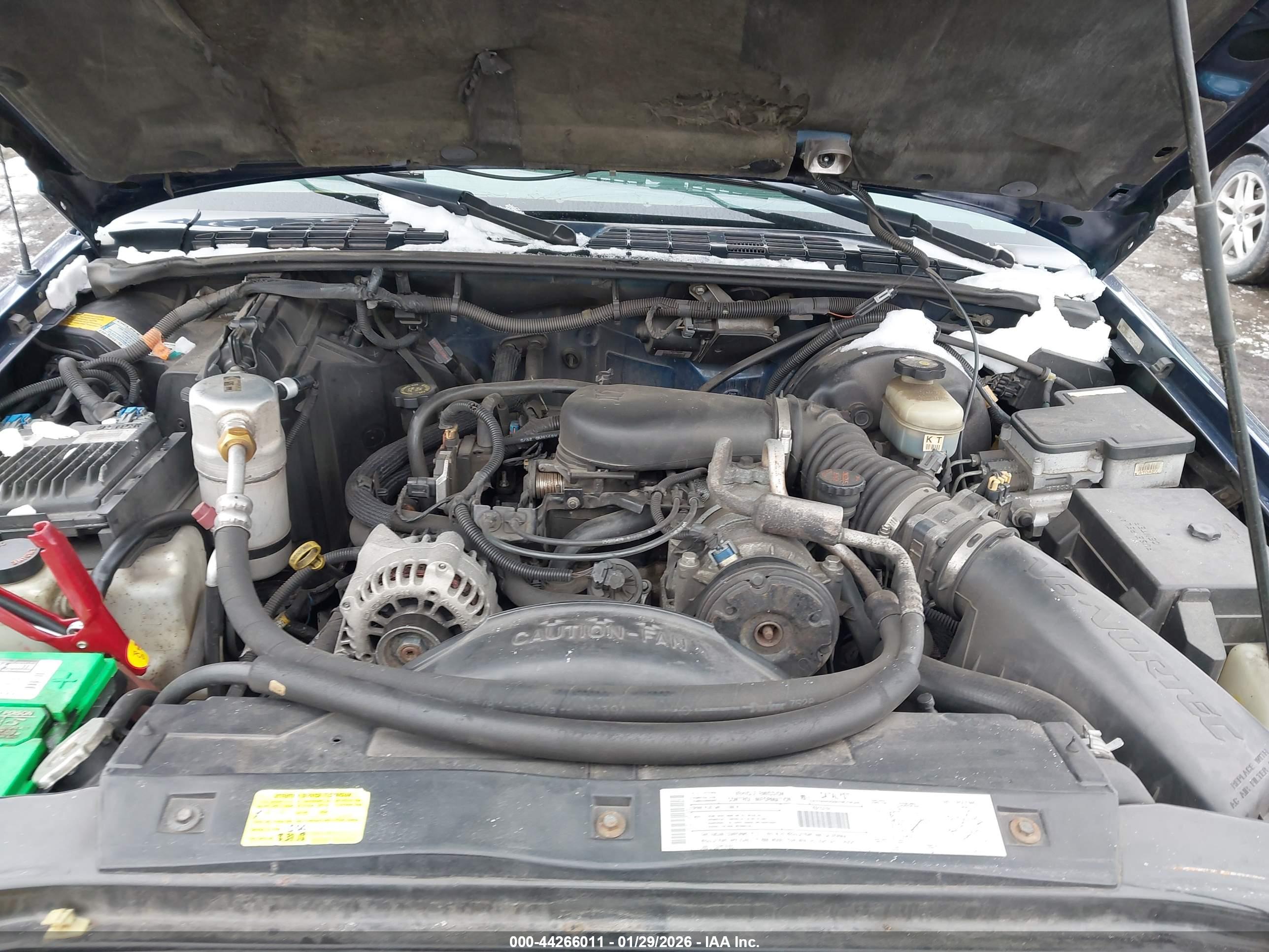 CHEVROLET BLAZER image 10