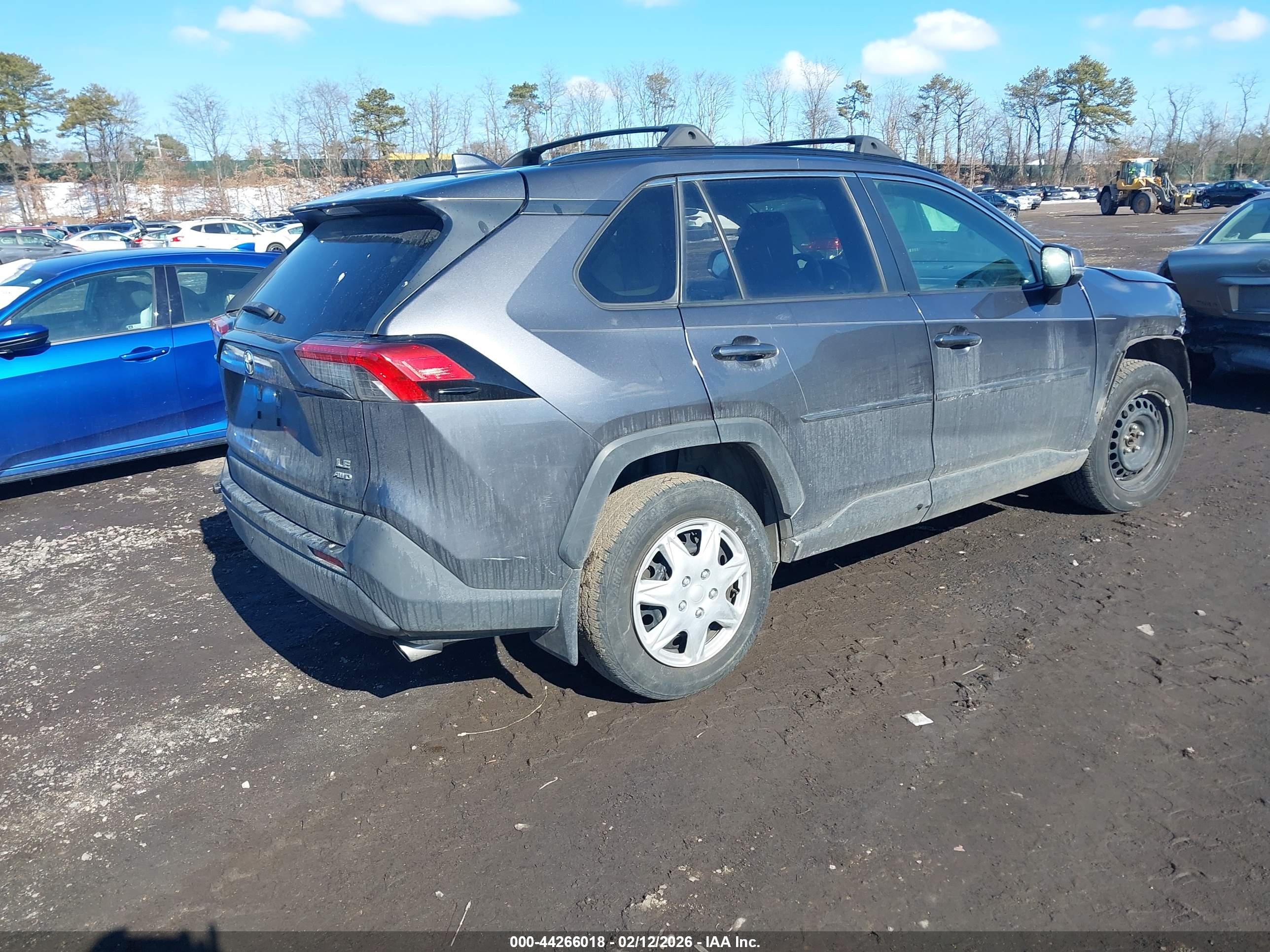 TOYOTA RAV4 image 4