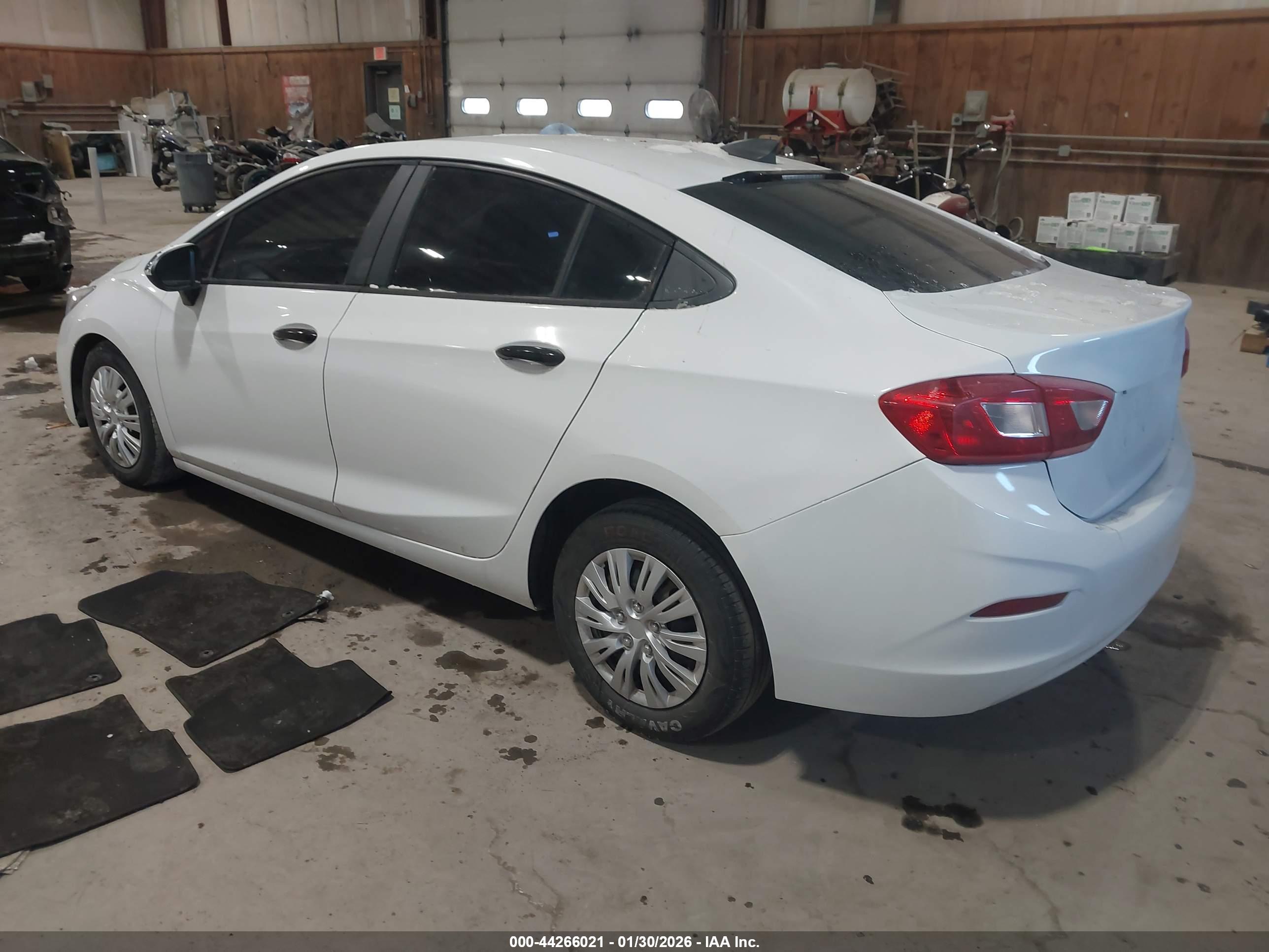 CHEVROLET CRUZE image 3