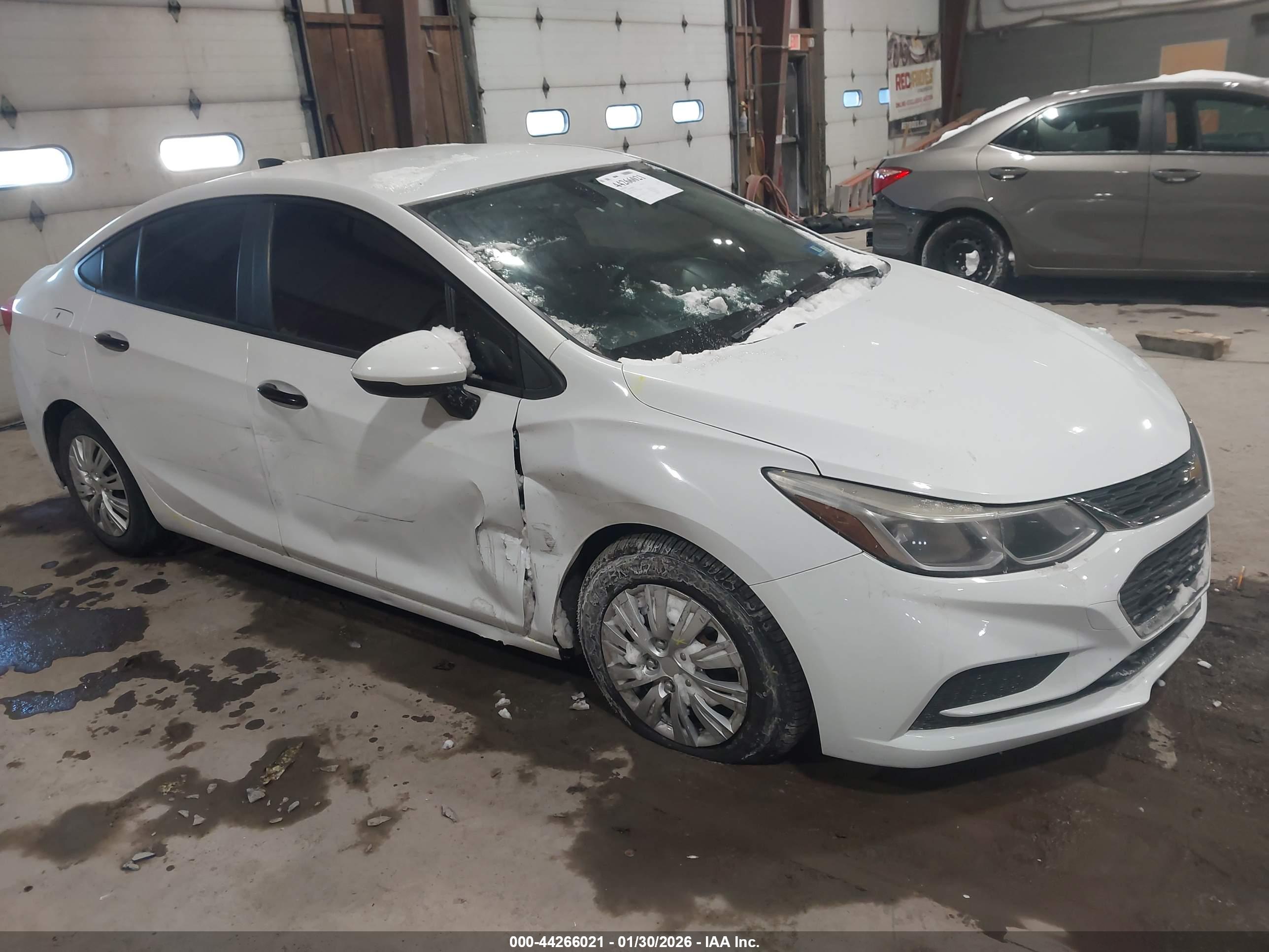 CHEVROLET CRUZE image 6