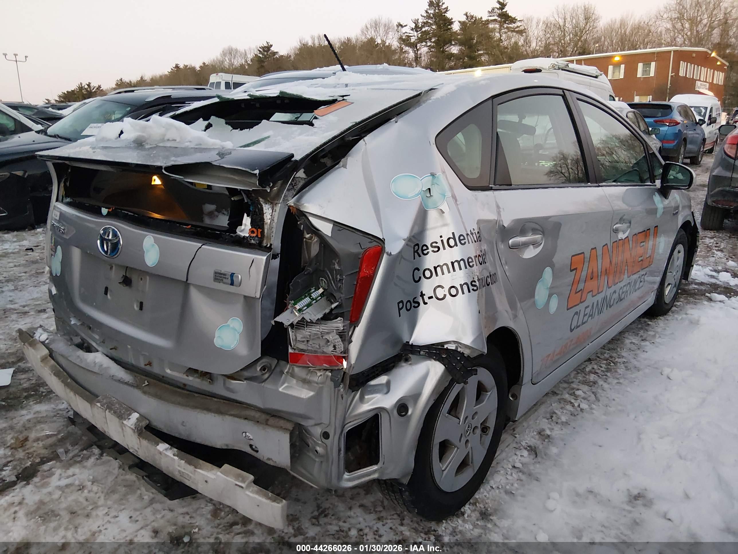 TOYOTA PRIUS image 4
