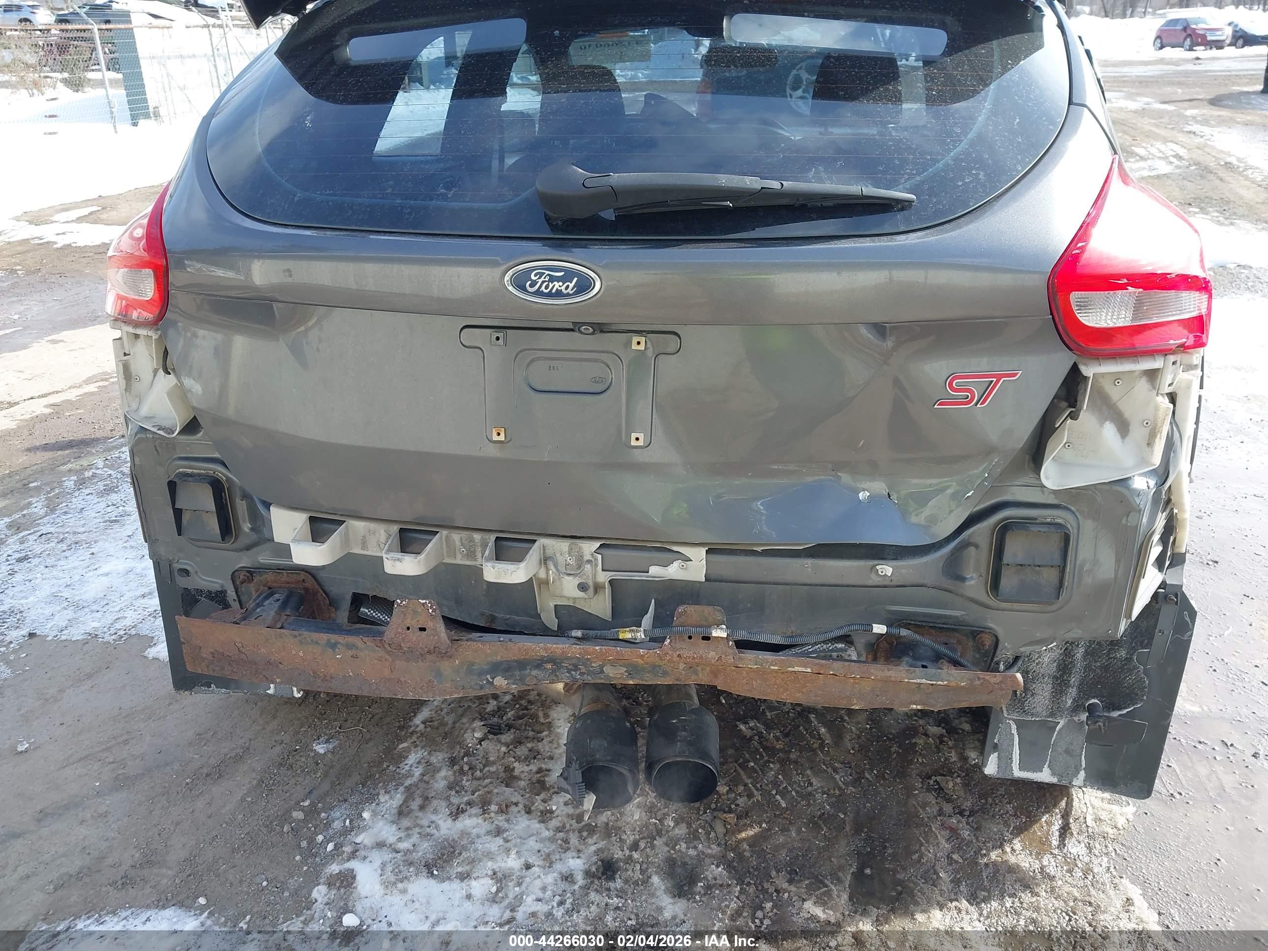 FORD FOCUS image 6