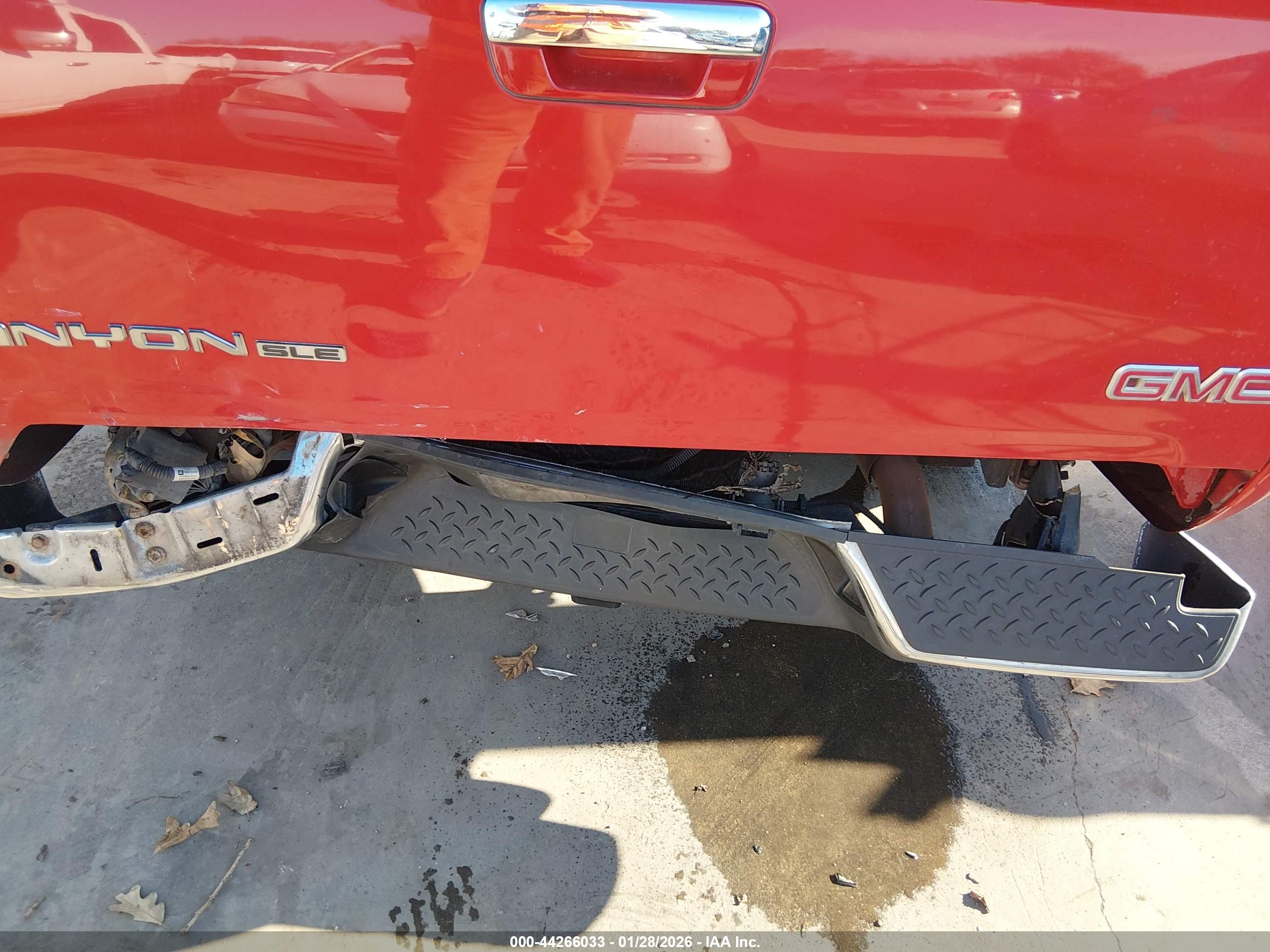 GMC CANYON image 6