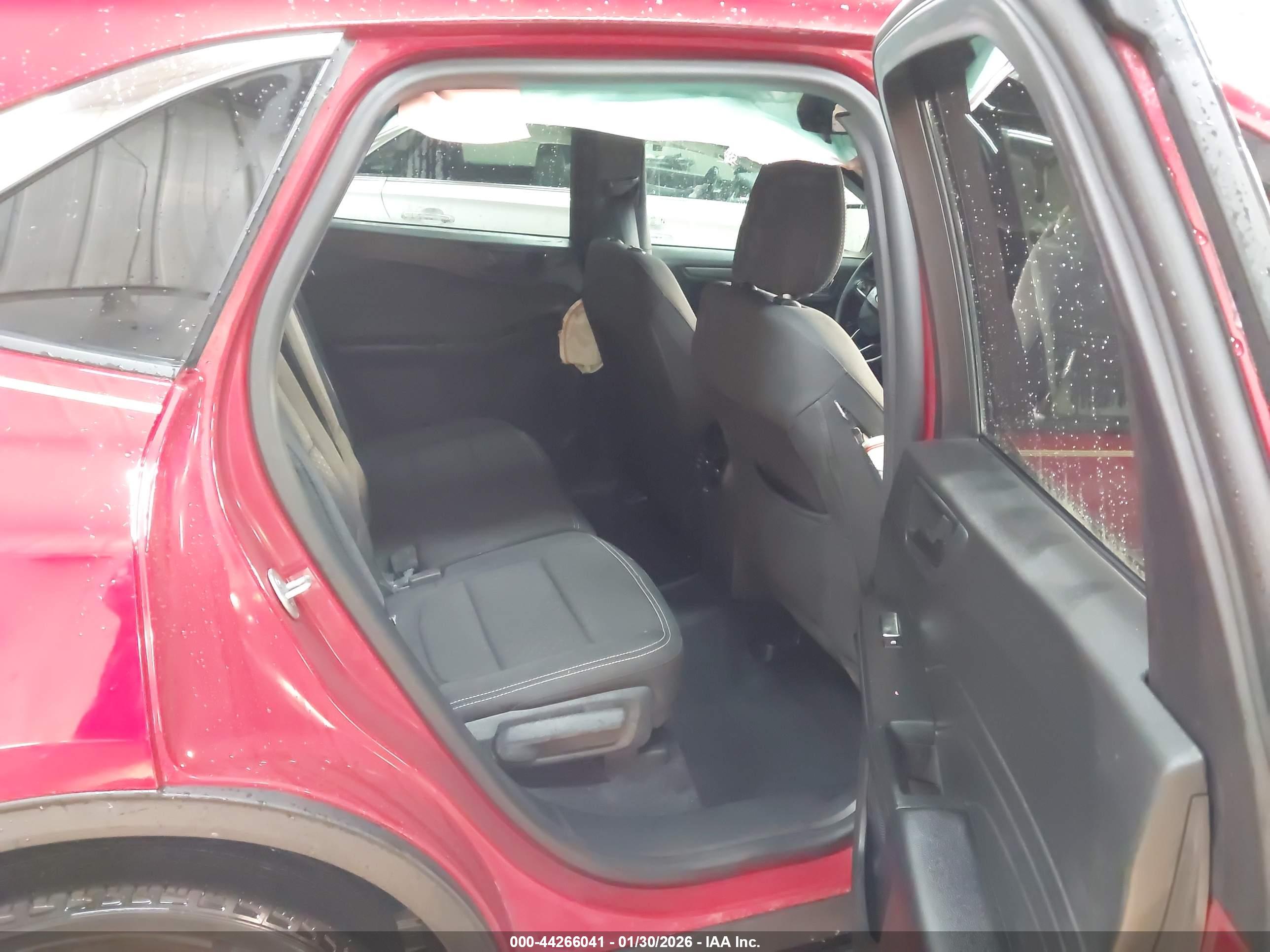 FORD ESCAPE image 8